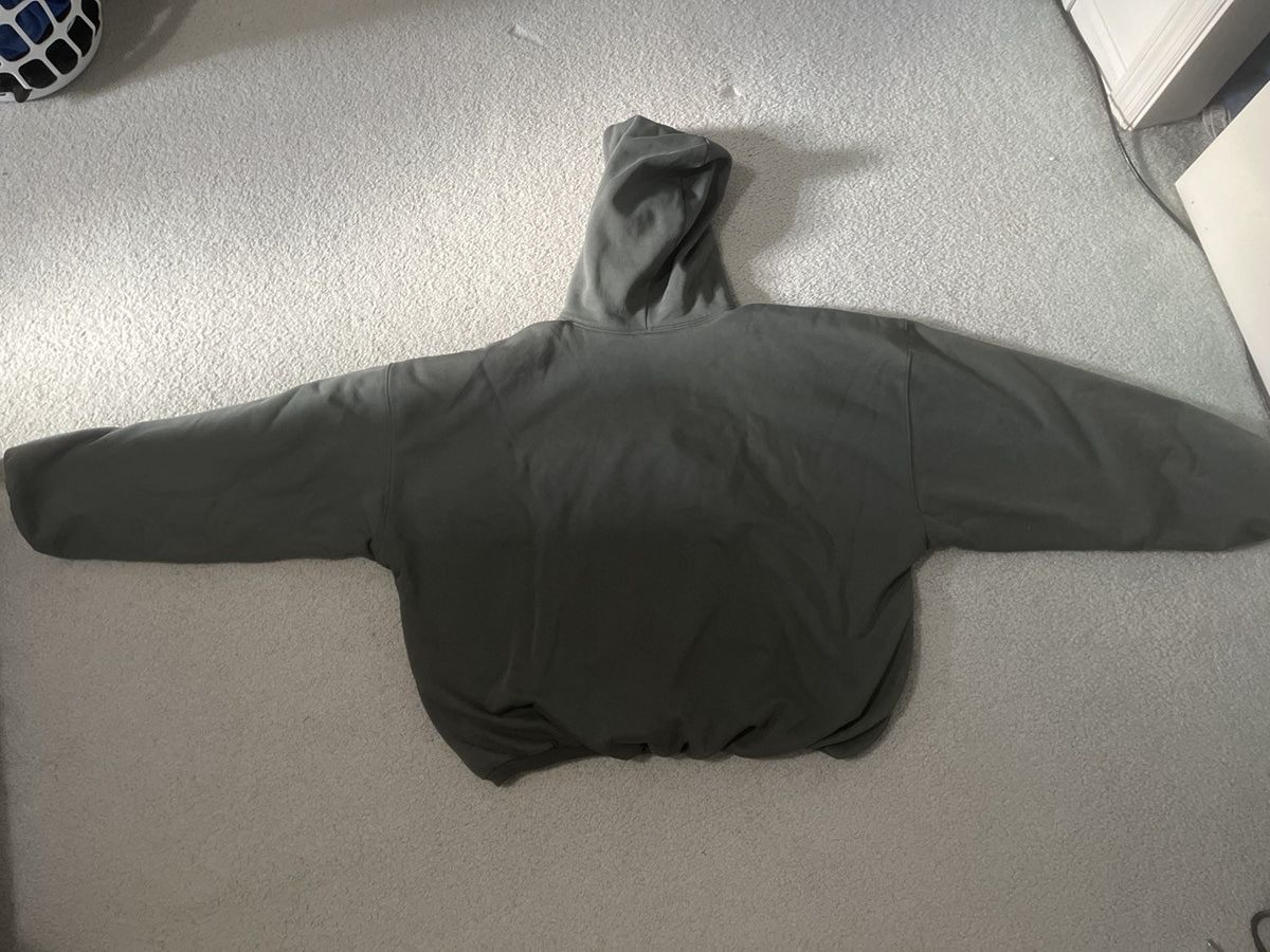 Gap × Yeezy Yeezy Gap Balenciaga Green Logo Hoodie Size US M / EU 48-50 / 2 - 3 Thumbnail