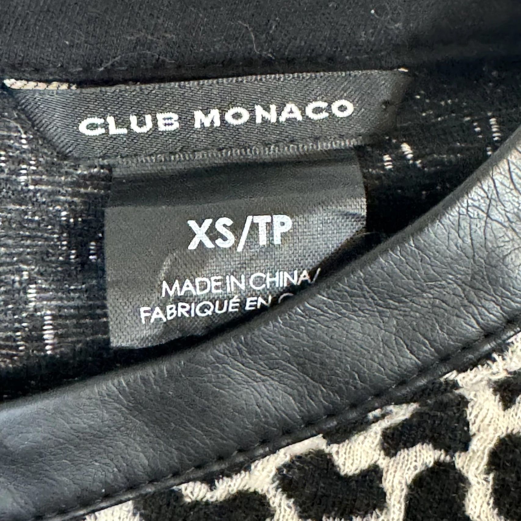 Club Monaco Club Monaco Blouse Women’s XS Black & White Short Sleeve Round Neck Pullover Top Size XS / US 0-2 / IT 36-38 - 3 Thumbnail