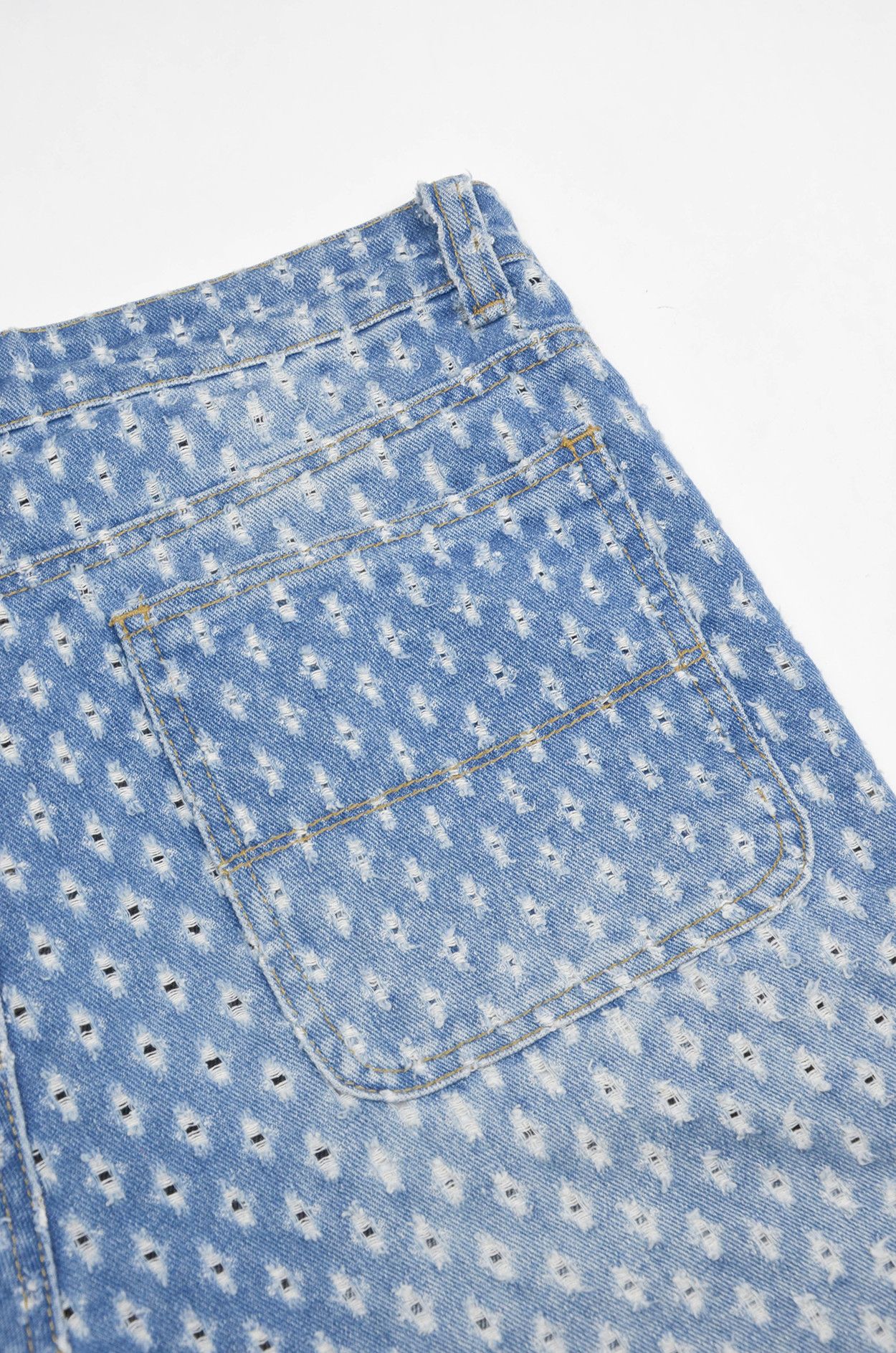 Jaded London Jaded London Perforated Distressed Denim Jeans W30 L32 Size US 30 / EU 46 - 14 Thumbnail
