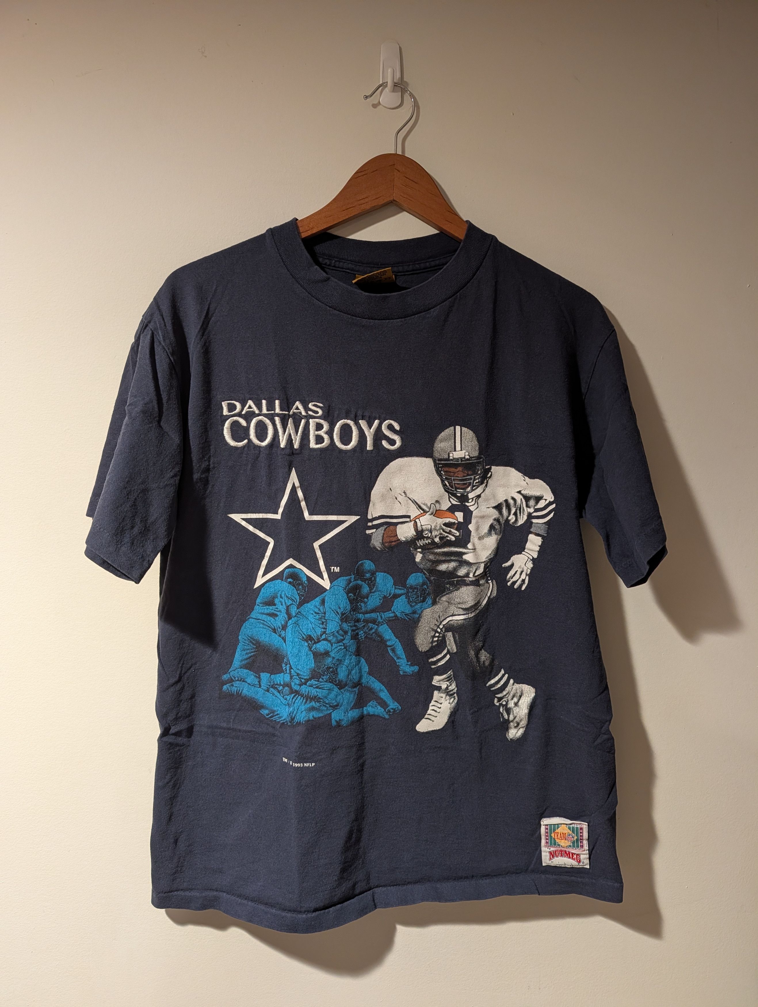 Nutmeg Vintage 1993 Dallas Cowboys Nutmeg Athletic T-Shirt NFL USA Size US M / EU 48-50 / 2 - 1 Thumbnail