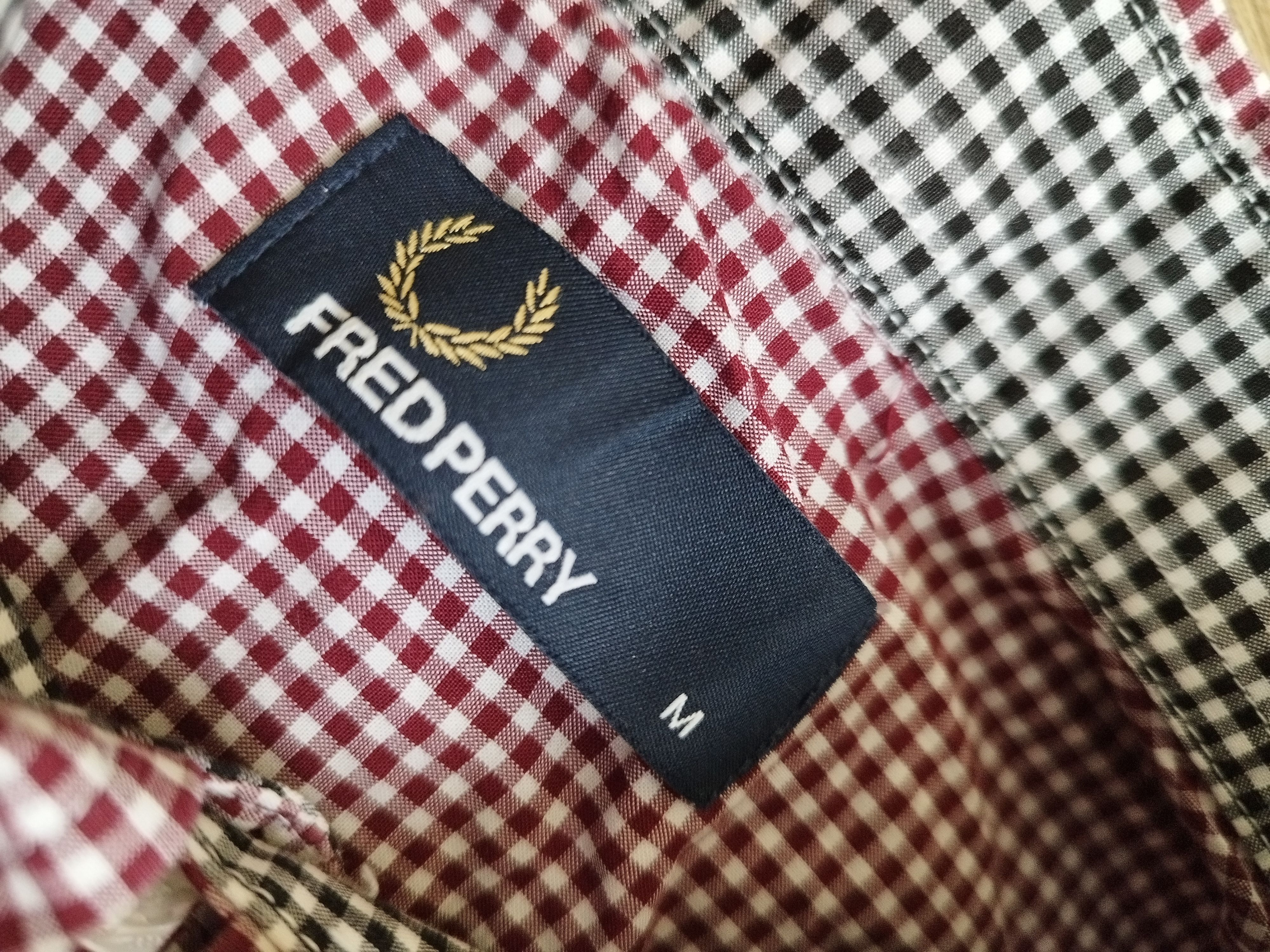 Fred Perry Fred Perry Button-Down Short Sleeve plaid Shirt mens M size Size US M / EU 48-50 / 2 - 7 Thumbnail
