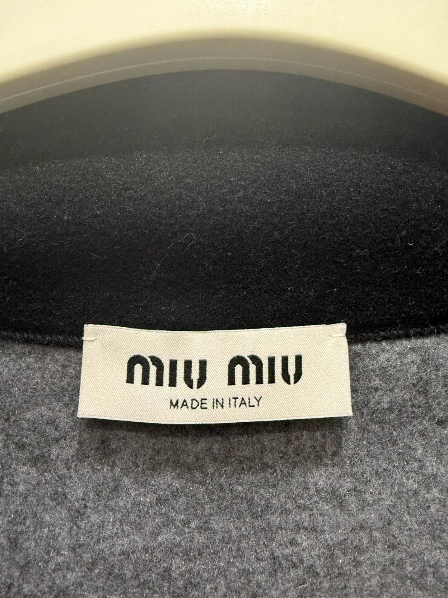 Miu Miu MiuMiu Fleece Sweatshirt L. Size L / US 10 / IT 46 - 4 Thumbnail