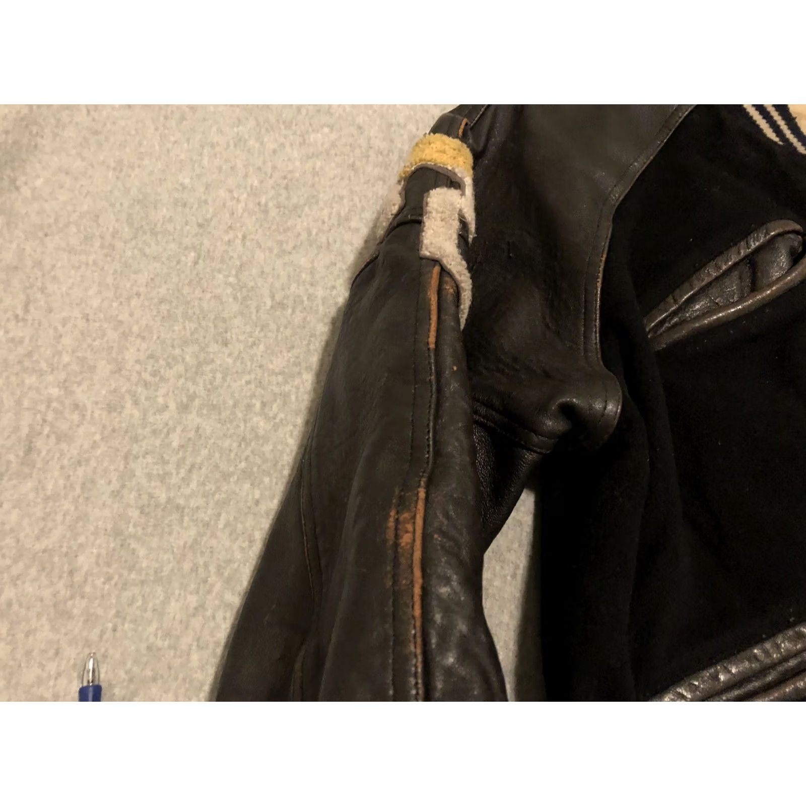 Avirex VINTAGE Avirex Jacket Mens Medium Black Wool Leather 1980s Pilot's USA Navy Embroidered Varsity 90s Canteen Size US M / EU 48-50 / 2 - 7 Thumbnail