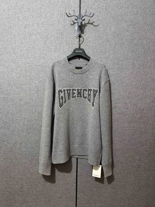 Givenchy Givenchy Gray Cashmere Embroidered Logo Sweater 0089 Size US XL / EU 56 / 4 - 1 Thumbnail