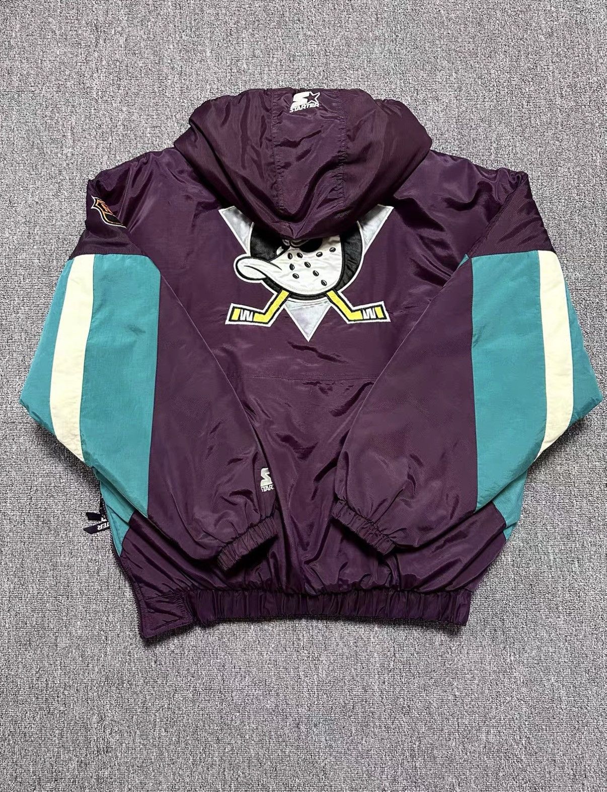 Starter Starter Anaheim Ducks Vintage Puffer Jacket J37 Size US L / EU 52-54 / 3 - 2 Thumbnail