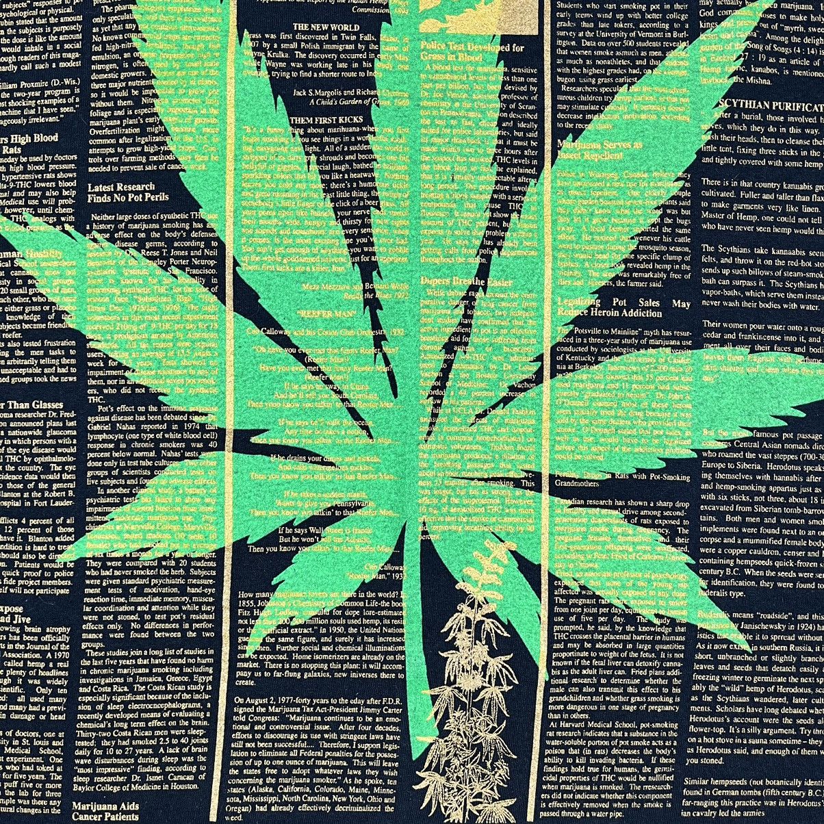 Vintage Vintage Marihuana High Times 4:20 y2k humor tee 90’s Size US M / EU 48-50 / 2 - 12 Thumbnail