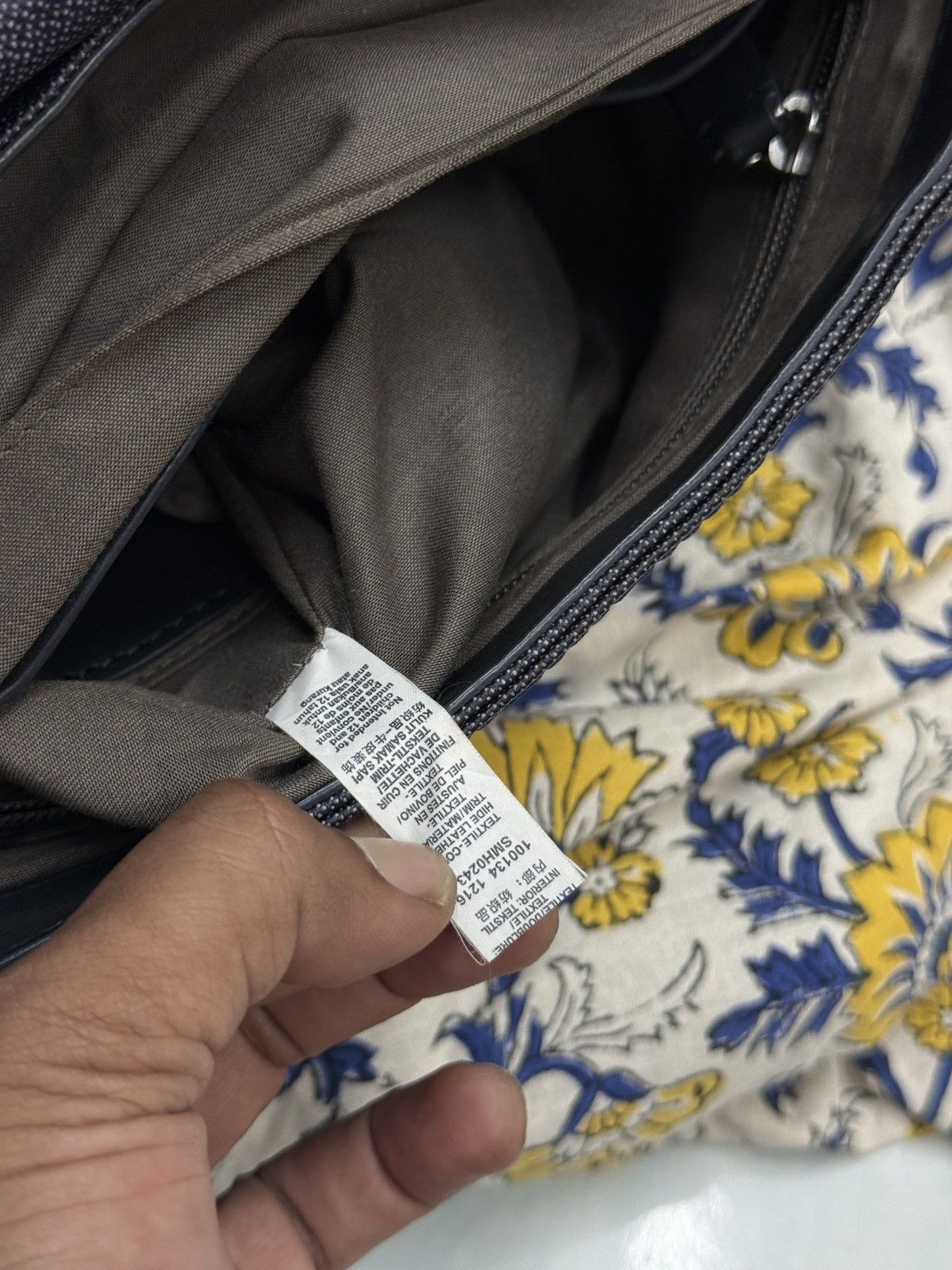 Skagen 🔥🔥🔥ARCHIVE SKAGEN SLING BAG Size ONE SIZE - 14 Thumbnail