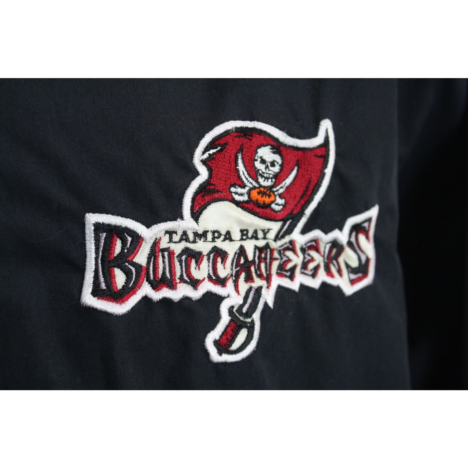 NFL × Pro Player × Vintage Vintage Tampa Buccaneers Spell Out Hooded Y2K Windbreaker Size US L / EU 52-54 / 3 - 4 Thumbnail