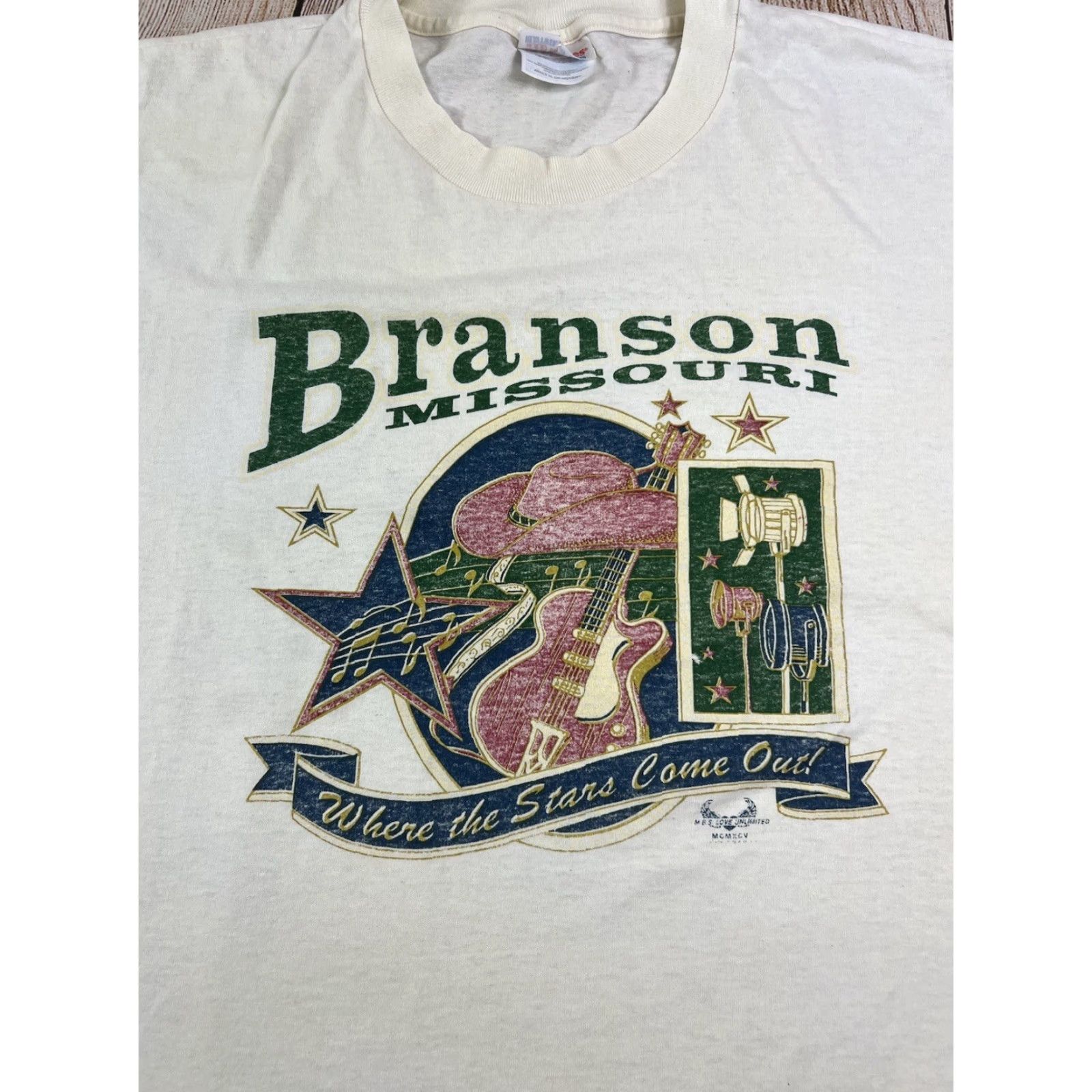 Vintage VINTAGE Destination T-Shirt Shirt 90s White XL Men Boys? Size US XL / EU 56 / 4 - 2 Thumbnail
