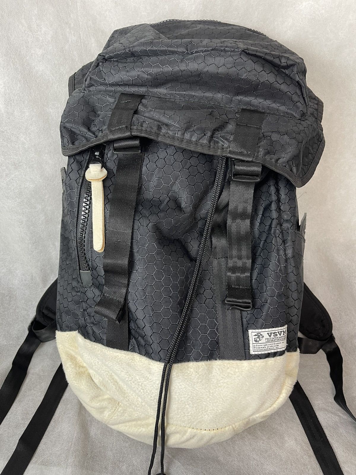 Japanese Brand Visvim x sophnet 22L hexagon backpack Size ONE SIZE - 3 Thumbnail