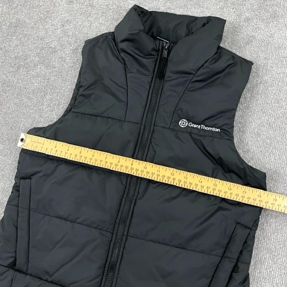 The North Face The North Face Jacket Womens Small Black Insulated Puffer Hiking Small Black The North Face Jacket Womens Regular Fit Dry Clean Only? Size S / US 4 / IT 40 - 6 Thumbnail