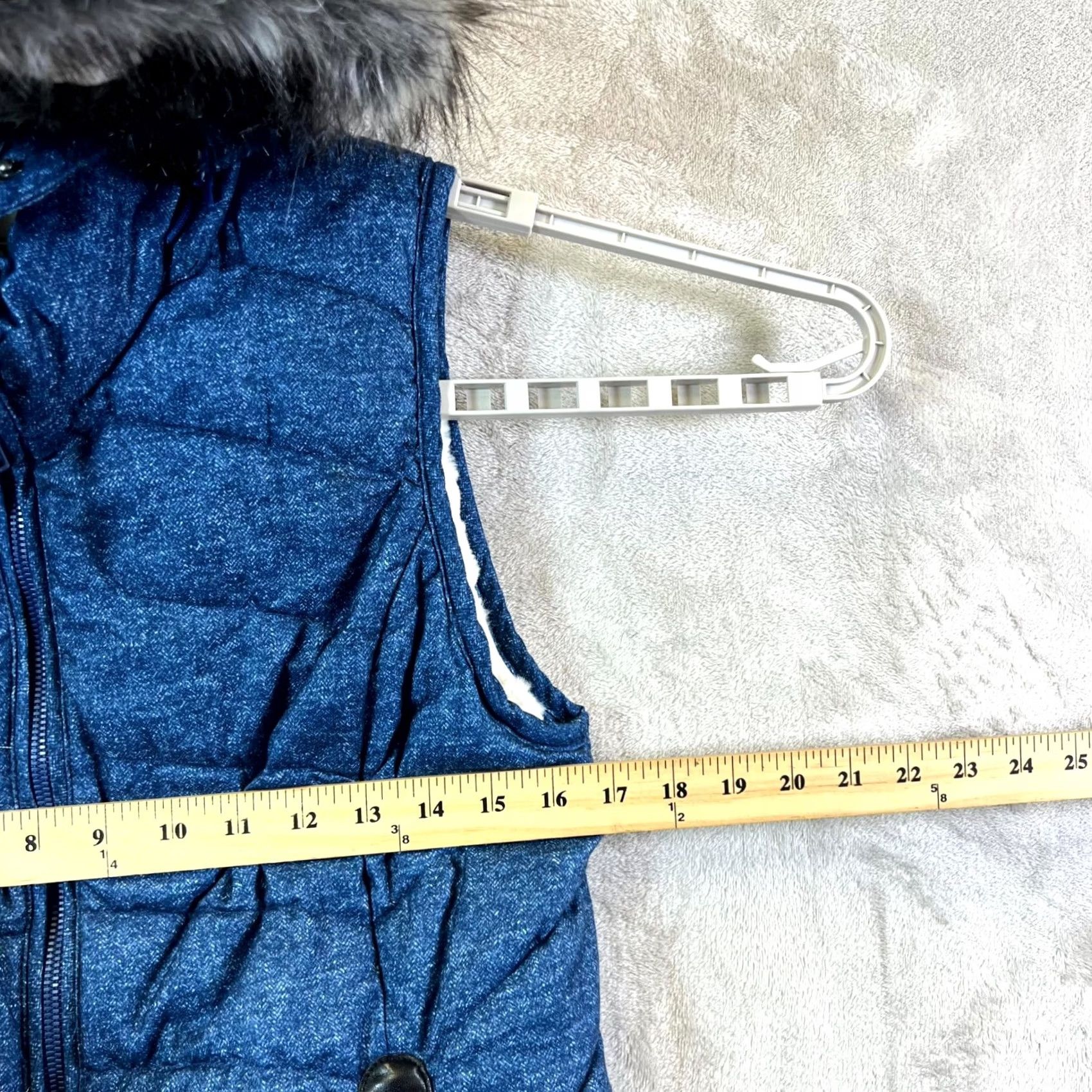 tentree Green Tea Vest Jacket Women's S Blue Polyester Puffer Lined Removable Fur Hooded Size S / US 4 / IT 40 - 5 Thumbnail