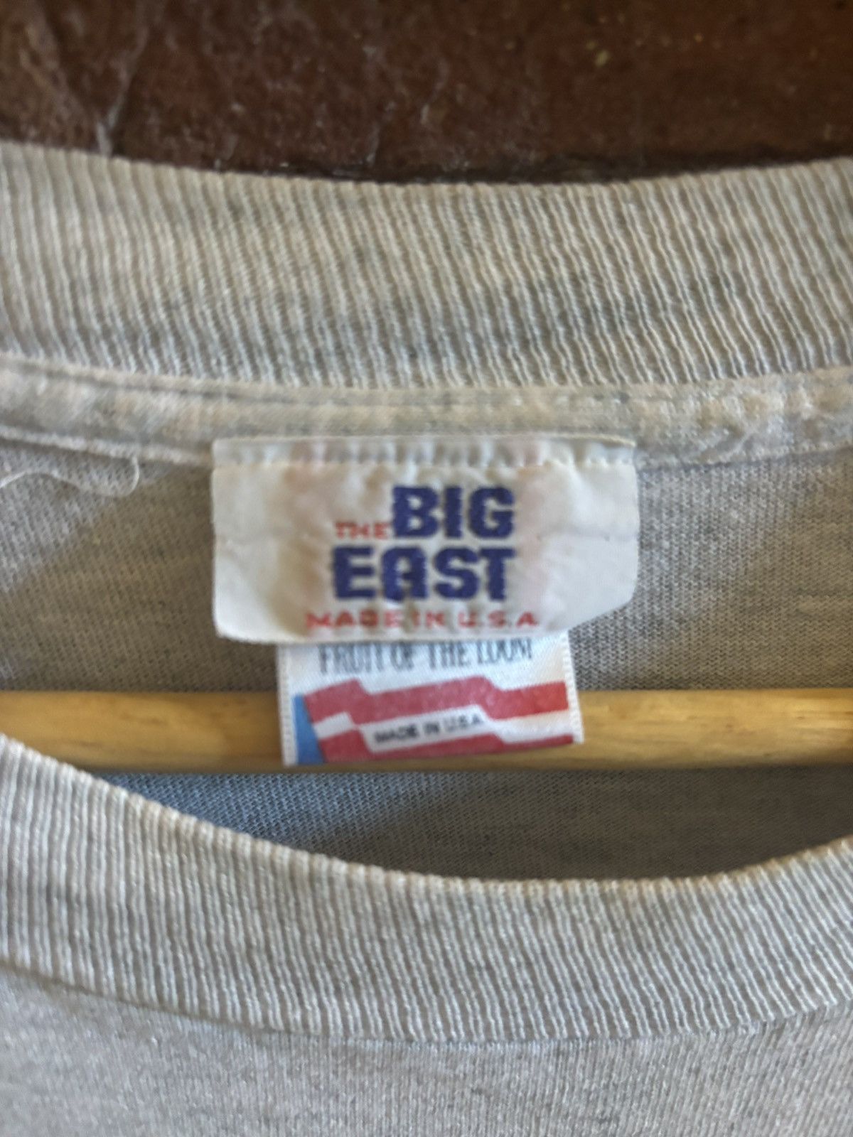Other 1992 Vintage Uconn Huskies Tee Size US L / EU 52-54 / 3 - 3 Thumbnail