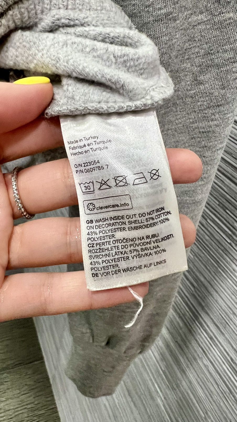 H&M H&M Gray Womens Floral Embroidered Hoodie Sweatshirt XS Size XS / US 0-2 / IT 36-38 - 7 Thumbnail