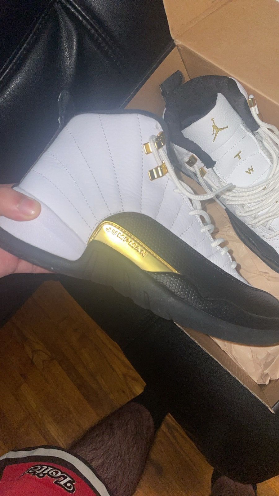 Jordan Brand Retro 12 taxis Size US 8 / EU 41 - 3 Thumbnail