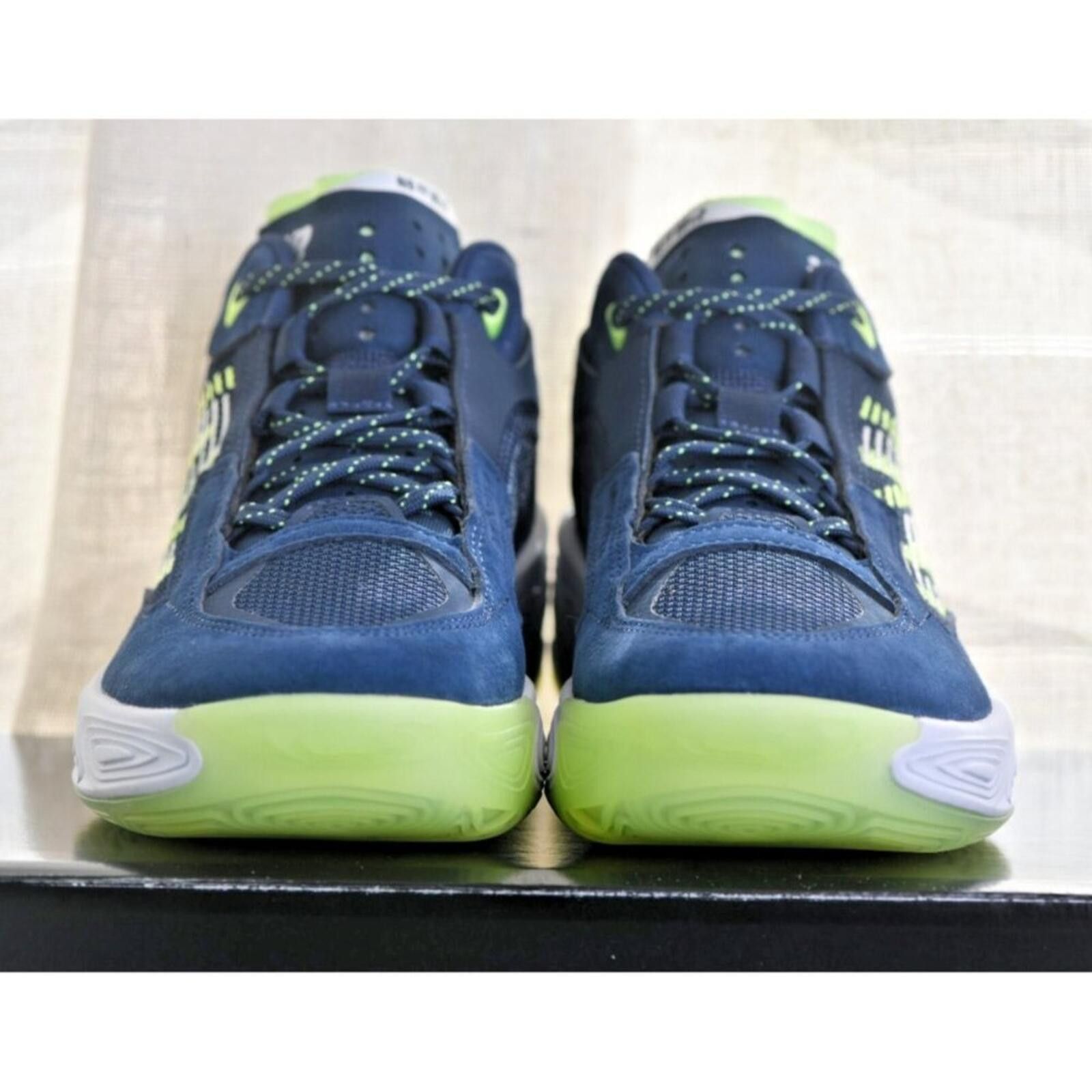 New Balance New Balance Fresh Foam BB v2 | Navy/Lime Glow Size US 8 / EU 41 - 12 Thumbnail