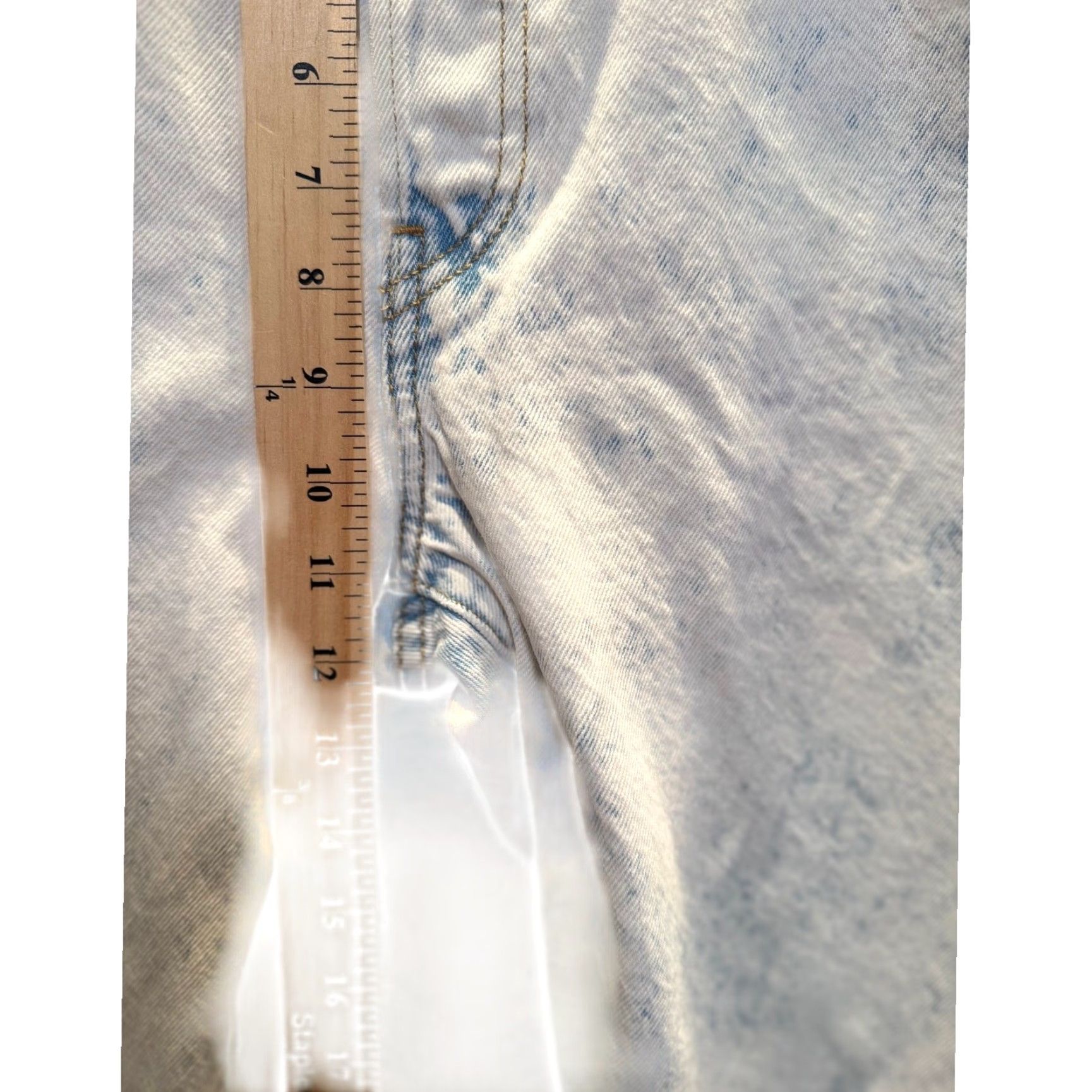 Levi's VINTAGE Levi's 501 '81 Jeans Womens 29x28 Blue Acid Wash Button Fly Denim Premium Size 29" - 4 Thumbnail