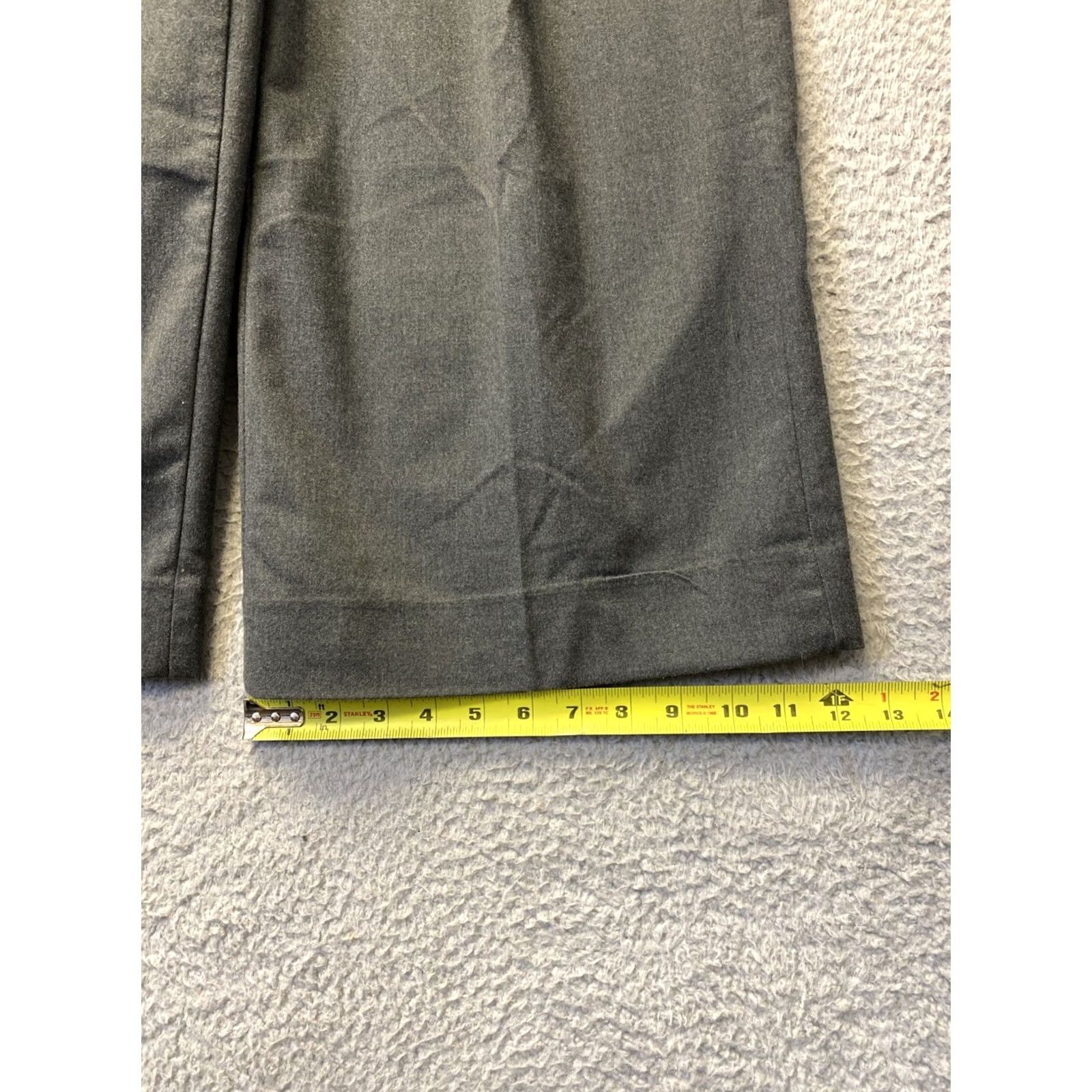 Banana Republic Banana Republic Pants Womens Size 6 Gray Wide-Leg Pleated Dress Pants Women 6 Gray Wide-Leg Vintage: No Size 28" / US 6 / IT 42 - 6 Thumbnail