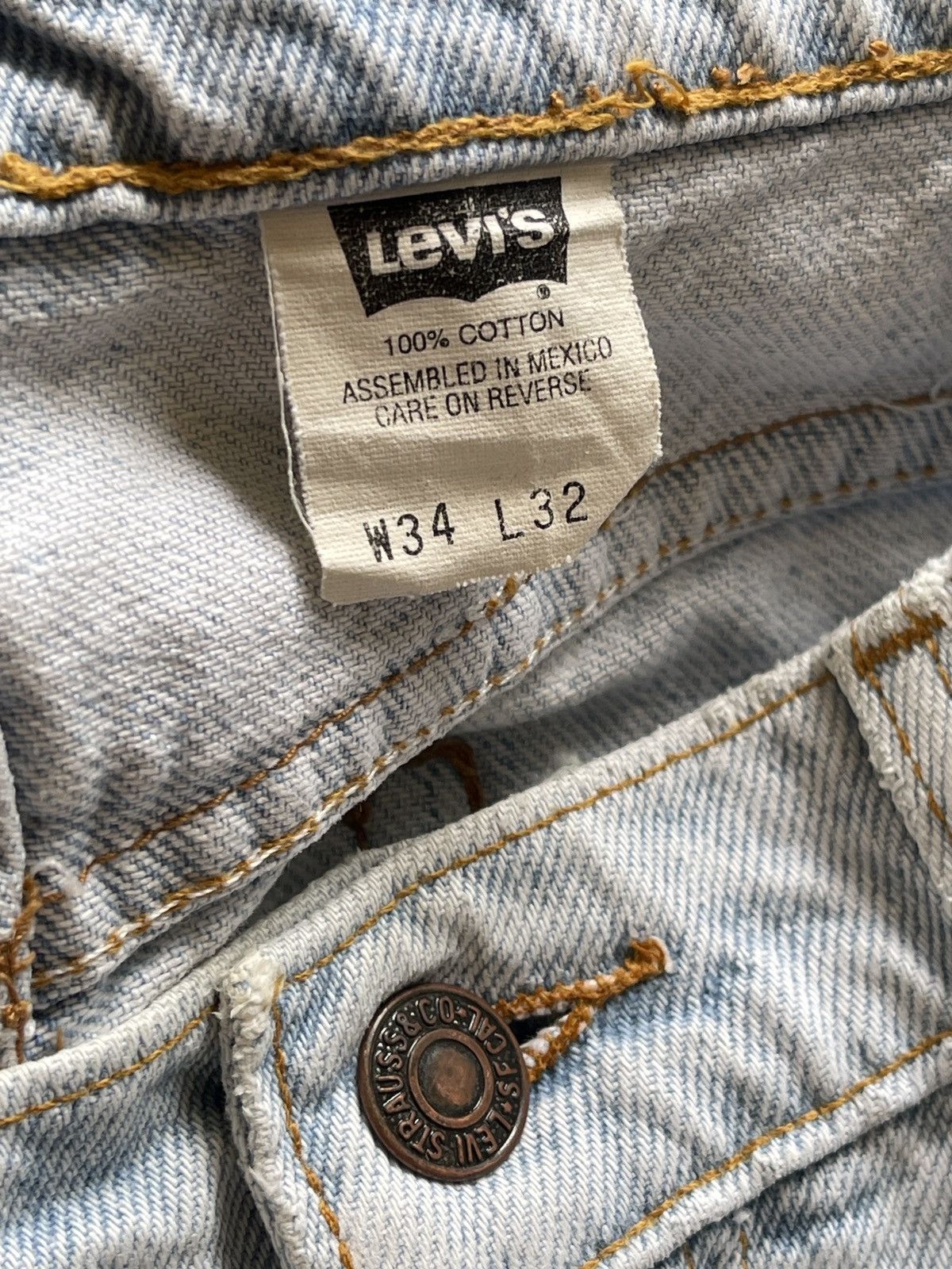Levi's Vintage Clothing Vintage Levis 1 of 1 Reworked Destroyed Denim Size US 33 - 21 Thumbnail