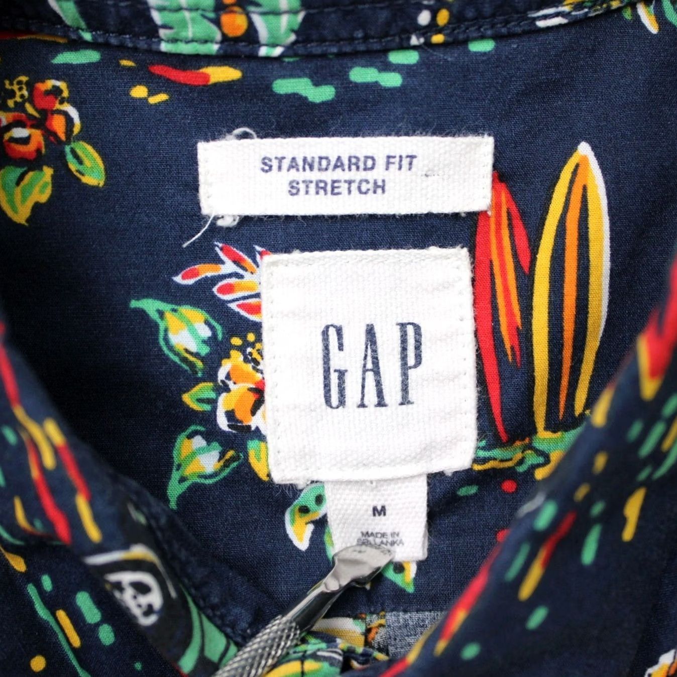 Gap GAP Hawaiian Shirt Mens Medium Blue Floral Short Sleeve Button-Up For Casual Travel Workwear Shirt Mens I/J Size US M / EU 48-50 / 2 - 7 Thumbnail