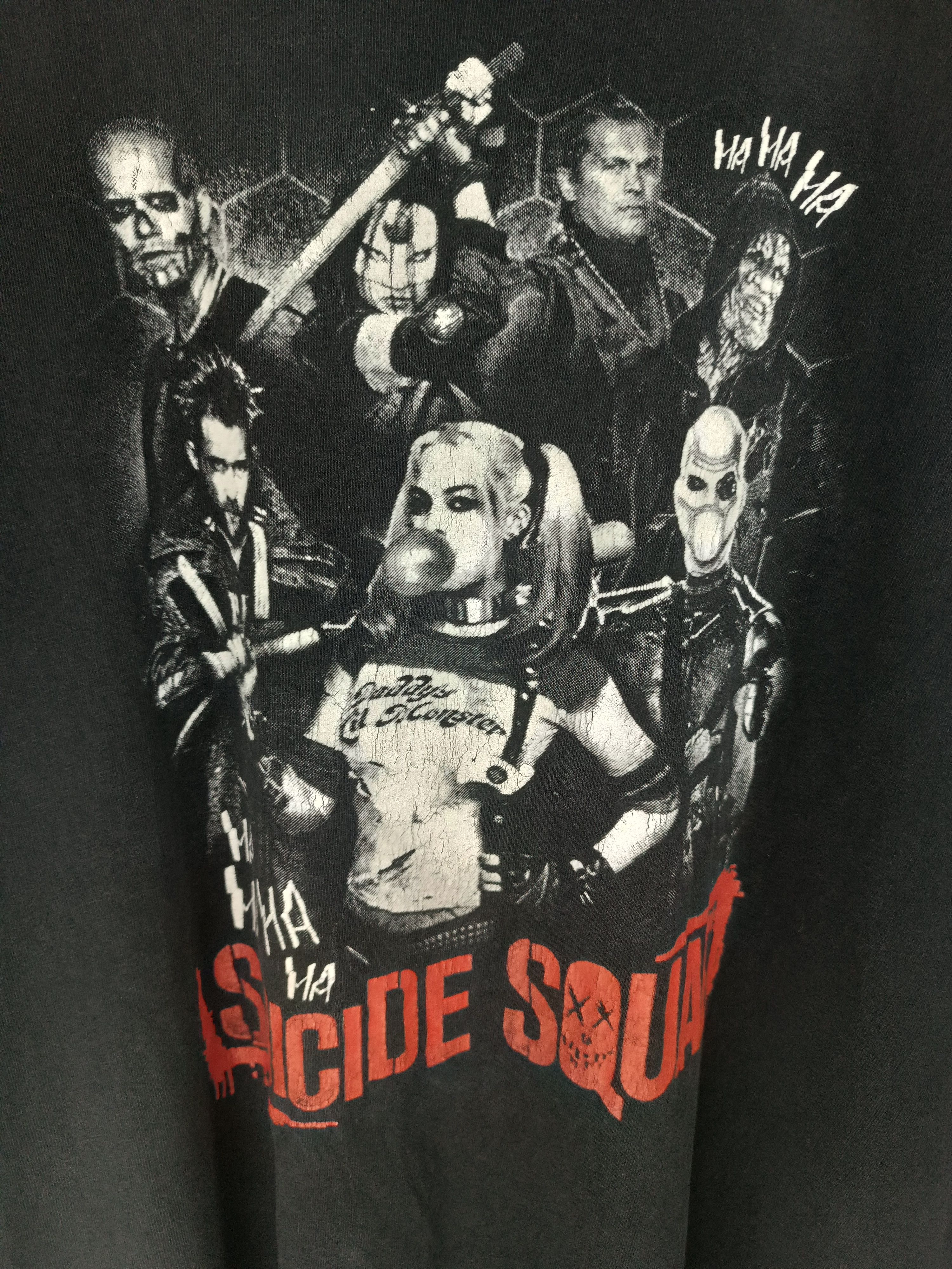 DC Comics VINTAGE FADED SUICIDE SQUAD DC COMICS SUPERHEROES TEE Size US L / EU 52-54 / 3 - 5 Thumbnail