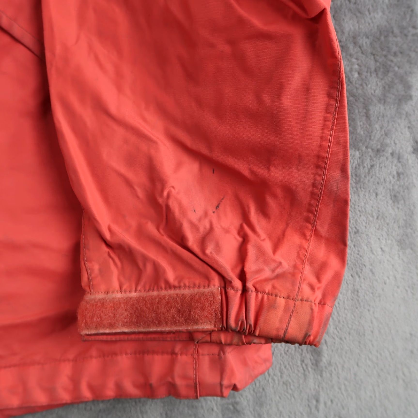 Patagonia VINTAGE Patagonia Parka Jacket Men S Salmon Pink 90s Outdoor Winter Windproof Hooded Full Zip Mid-Length Size US S / EU 44-46 / 1 - 6 Thumbnail
