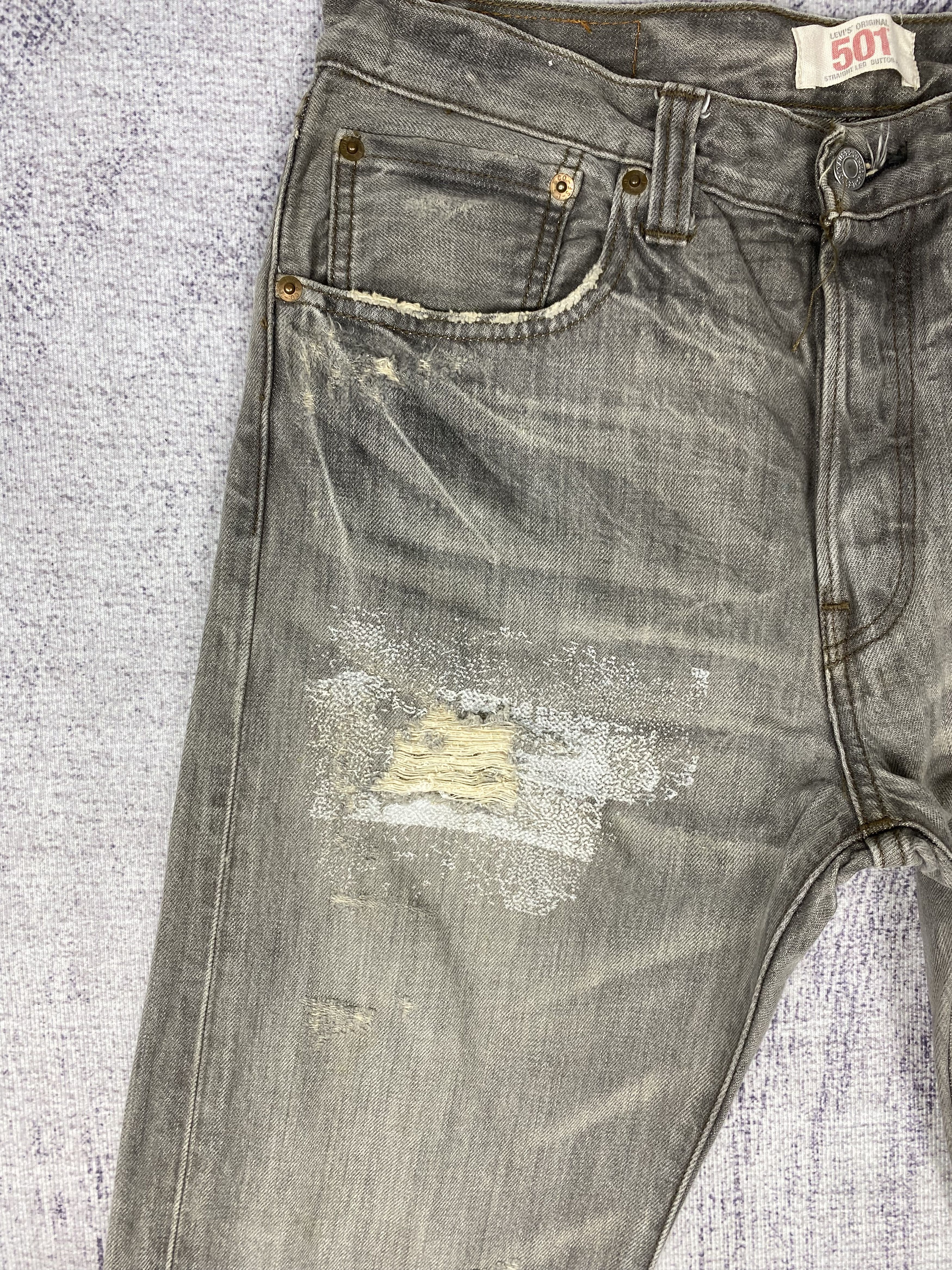 Levi's Vintage Levi's 501 Distressed Denim Jeans P0477 Size US 32 / EU 48 - 4 Thumbnail