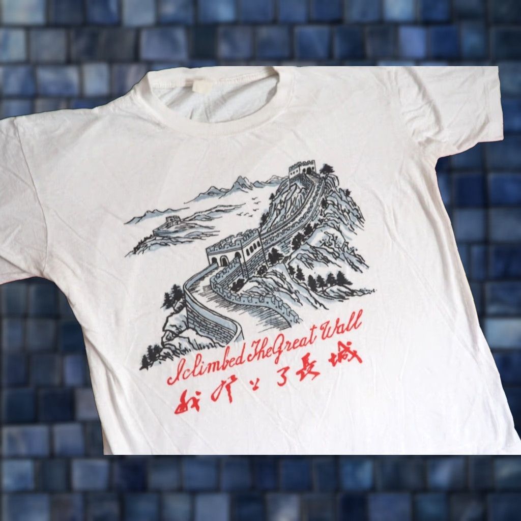 Vintage VTG 80s 90s Great Wall China Travel Asian Art White T-Shirt L Mens Casual Crew Neck Short Sleeve Graphic Print Logo Tee Size US L / EU 52-54 / 3 - 1 Thumbnail