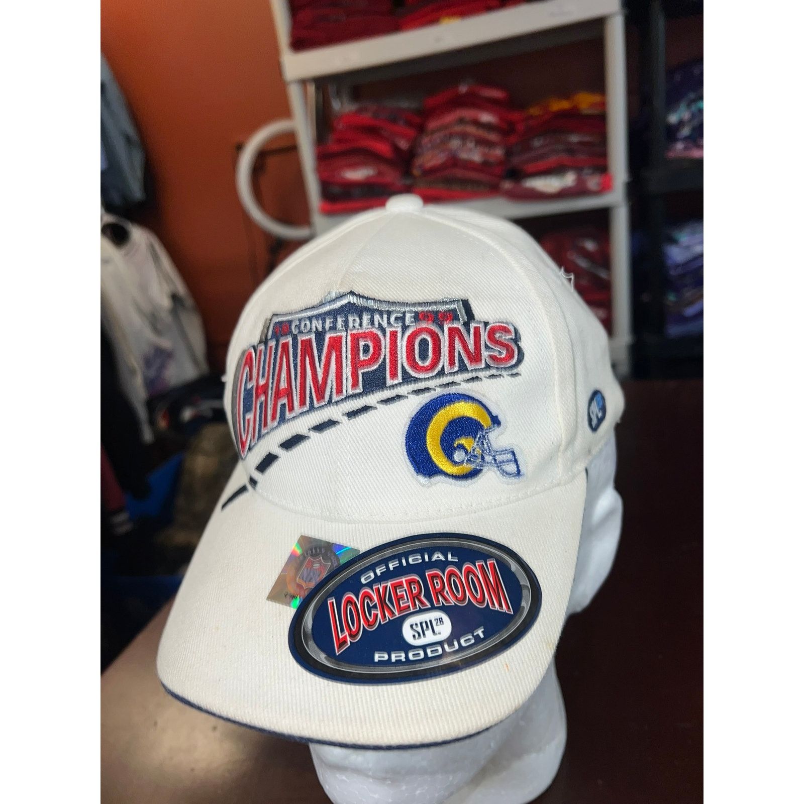 Vintage Vintage St. Louis Rams Hat Los Angeles 1999 Locker Room VTG Size ONE SIZE - 3 Thumbnail