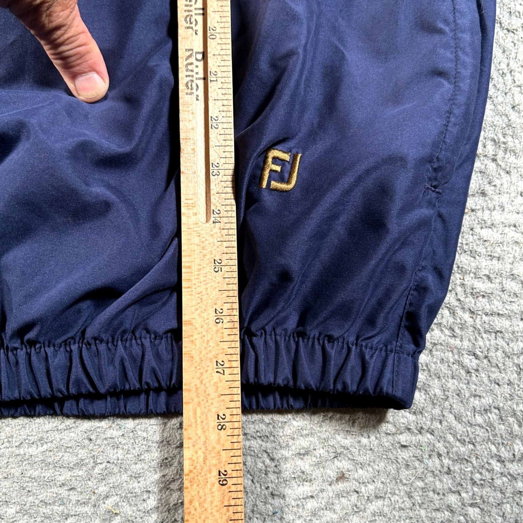 Footjoy FootJoy Jacket Men L Windbreaker Navy Blue V-Neck Pullover Long Sleeve Breathable Logo Solid Casual Winter Spring Fall Walking Size US L / EU 52-54 / 3 - 6 Thumbnail