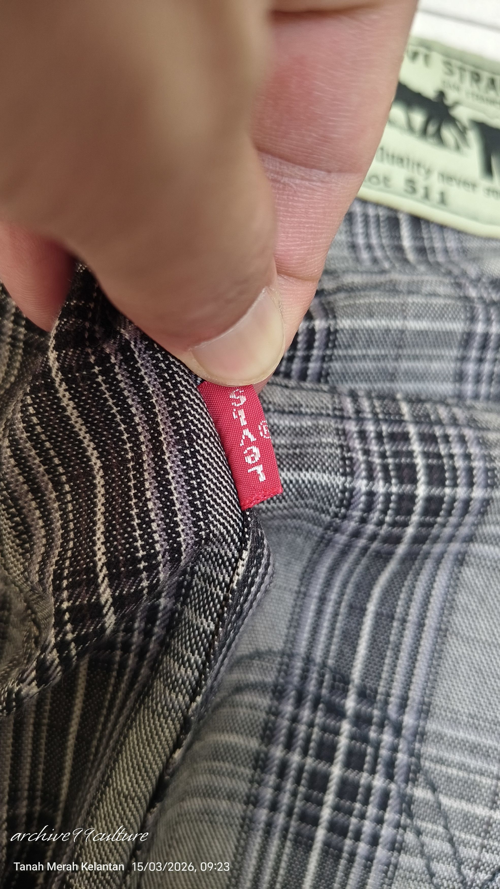 Levi's Levi’s Japan 511 Slim Plaid Tartan Checkered Trousers Size US 30 / EU 46 - 16 Thumbnail