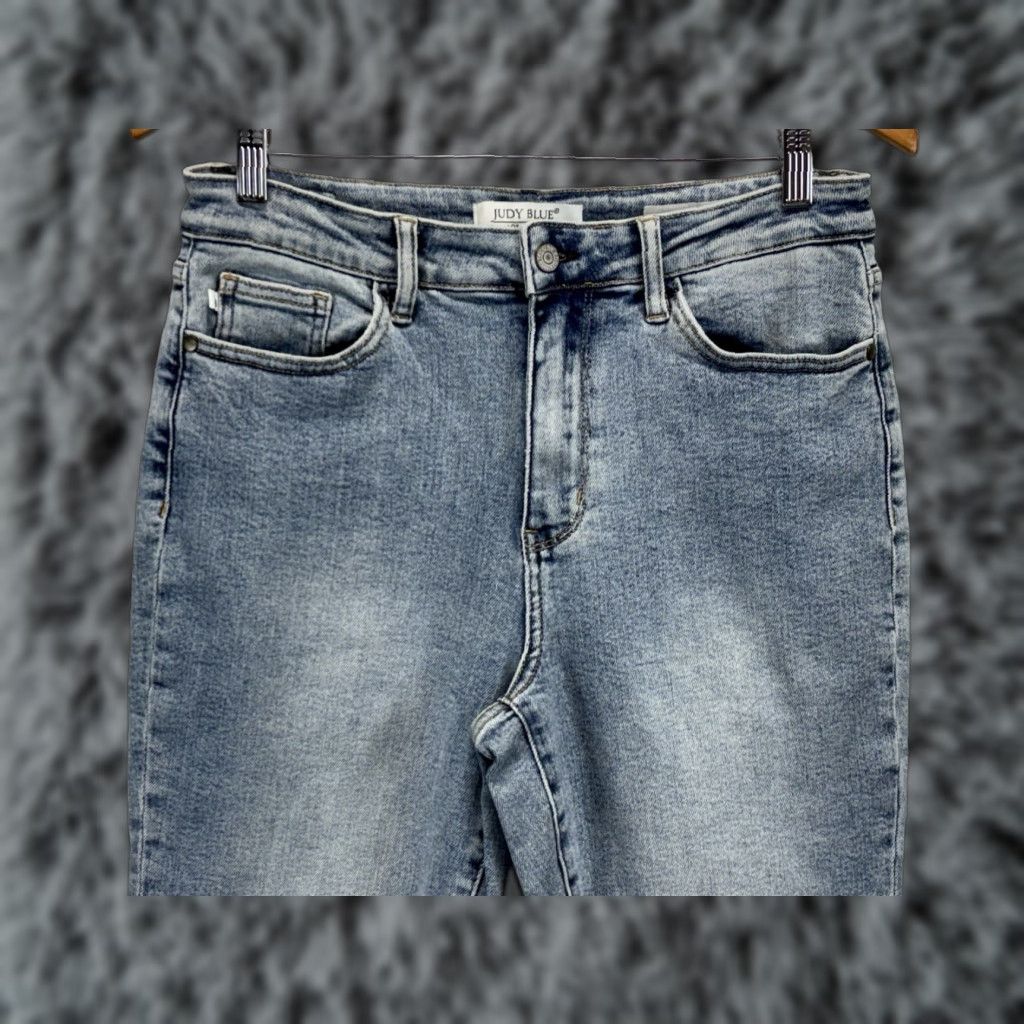 Denime Judy Blue Jeans Slim Fit 30 Women's Light Wash Blue Denim Skinny Stretch 5-Pocket City Preppy Vintage? No vintage. Size 30" / US 8 / IT 44 - 1 Thumbnail