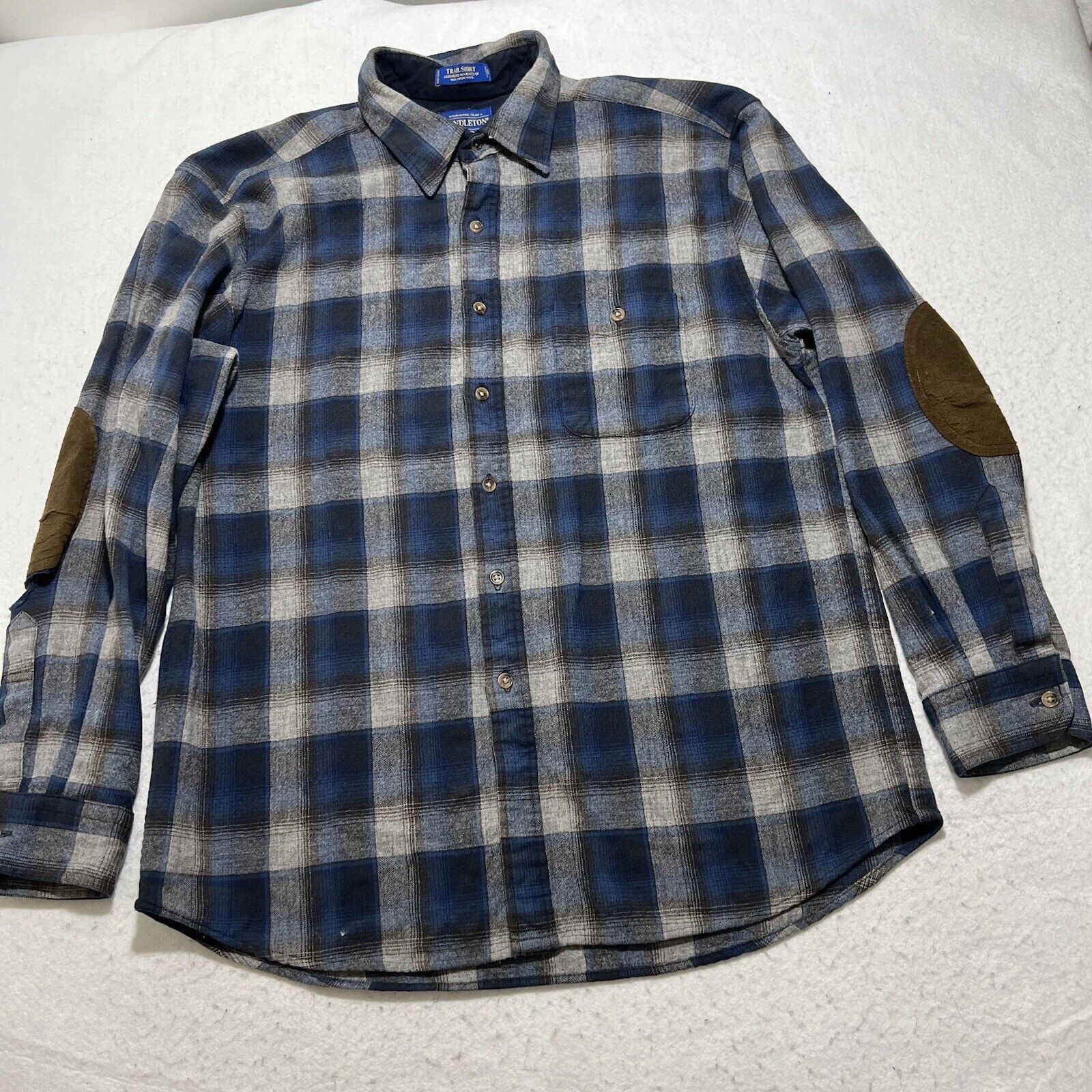 Pendleton Pendleton XL Wool Flannel Shirt 101 Dalmatians Disney Patch Size US XL / EU 56 / 4 - 5 Thumbnail