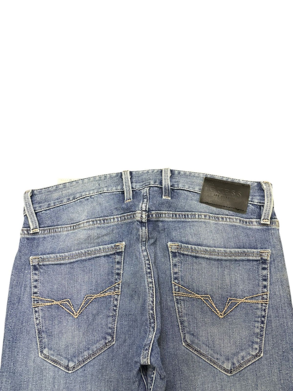 Guess Vintage Guess Faded Wash Distressed Jeans Size 31" - 4 Thumbnail