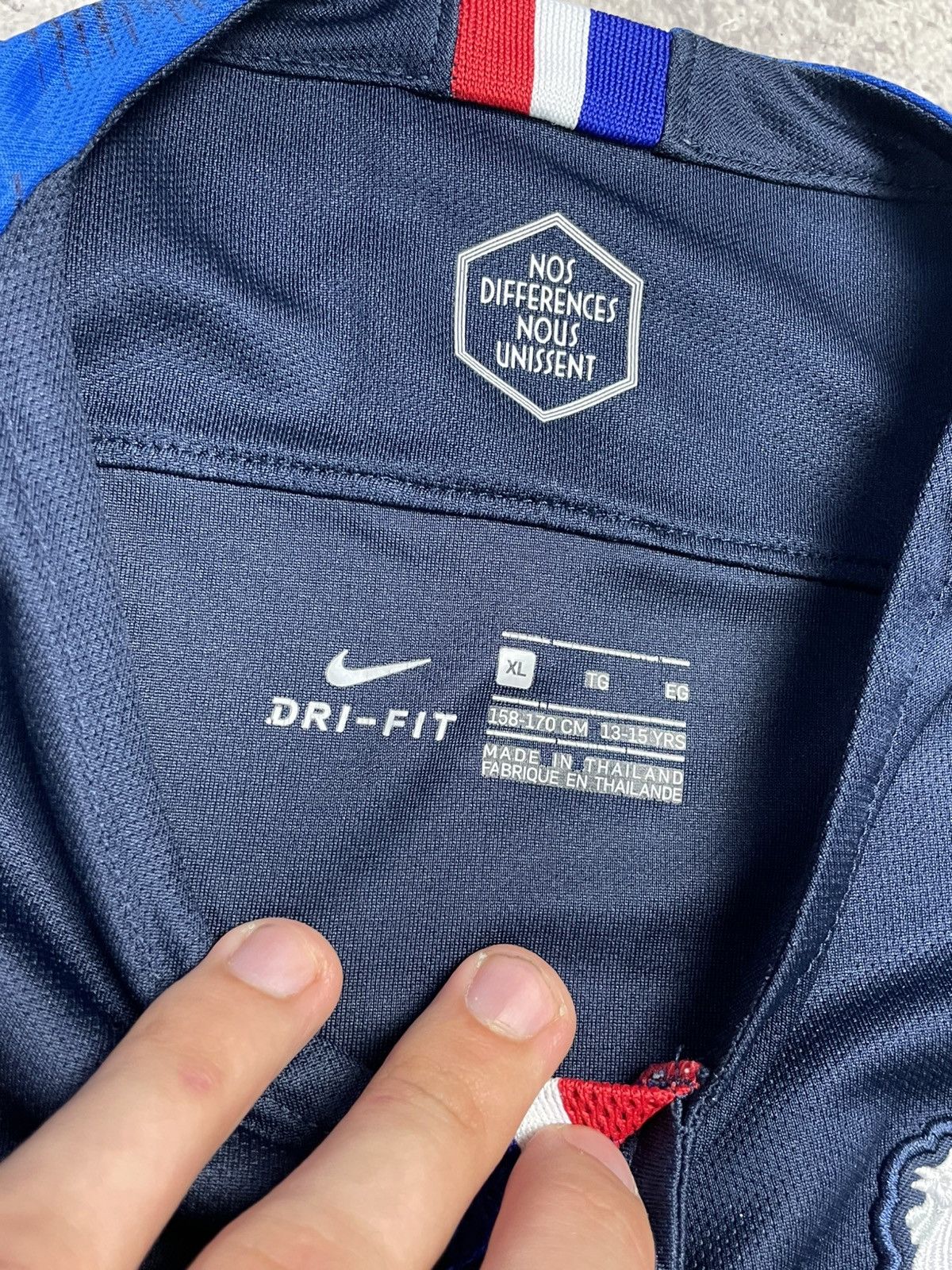 Nike 2018 2020 France National Nike Home Kit Soccer Jersey Shirt Size US XS / EU 42 / 0 - 6 Thumbnail