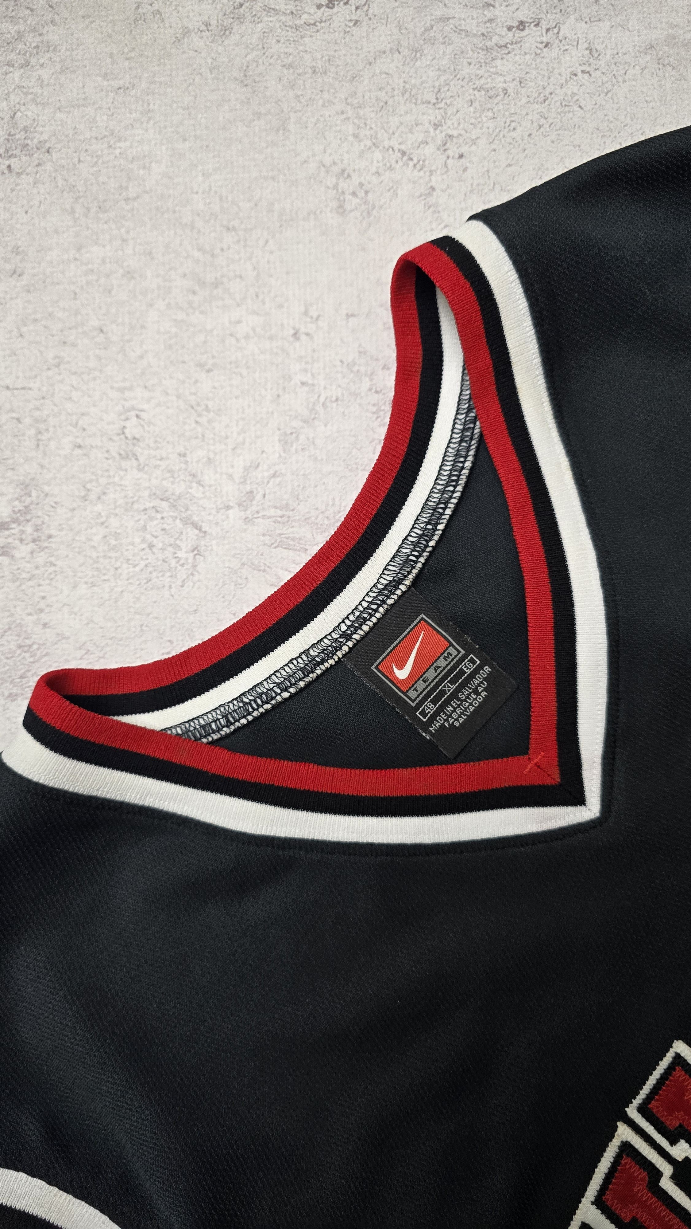 Nike Vintage Nike Chicago 89 Custom Basketball Jersey Size US XL / EU 56 / 4 - 19 Thumbnail