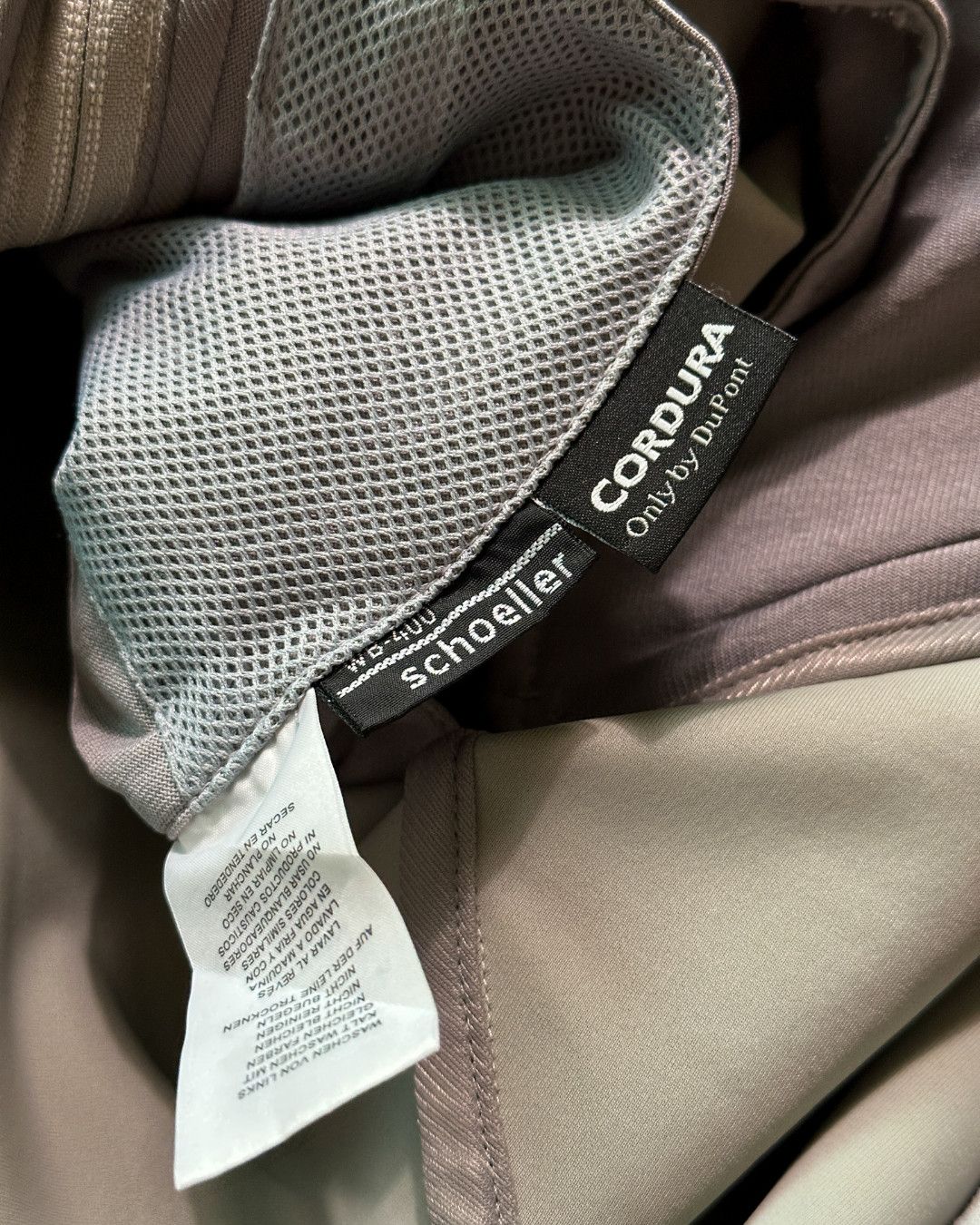 Salomon × Vintage Experimental F/W 1998 Second Skin Anatomical Softshell Size US L / EU 52-54 / 3 - 7 Thumbnail