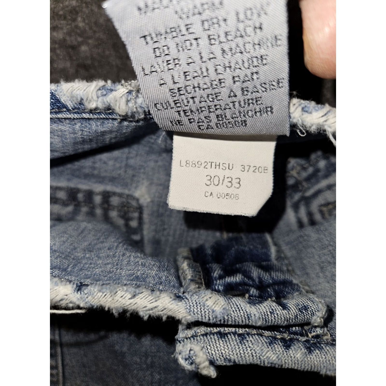 Silver Jeans Co. VINTAGE Silver Jeans Bootcut Jeans Womens 30 Regular Blue Distressed 90s Y2K Mid Rise Inseam 31.5 Denim Baggy Comfort Pockets Logo Button Mens? Womens Size 30" / US 8 / IT 44 - 3 Thumbnail