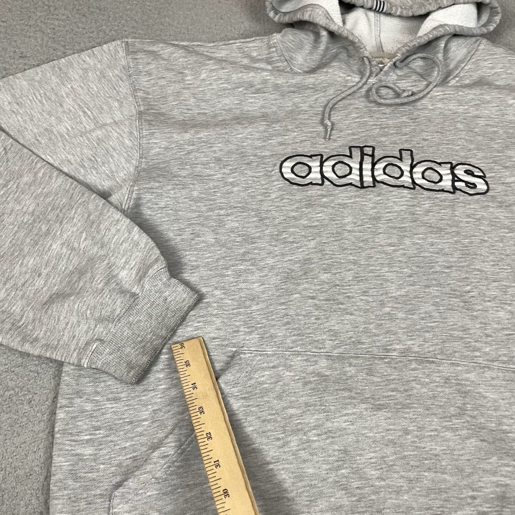 Adidas Vintage Adidas Sweatshirt Mens L Gray Hoodie Pullover Crew Neck Long Sleeve Fleece Logo Pockets Distressed Size US L / EU 52-54 / 3 - 7 Thumbnail