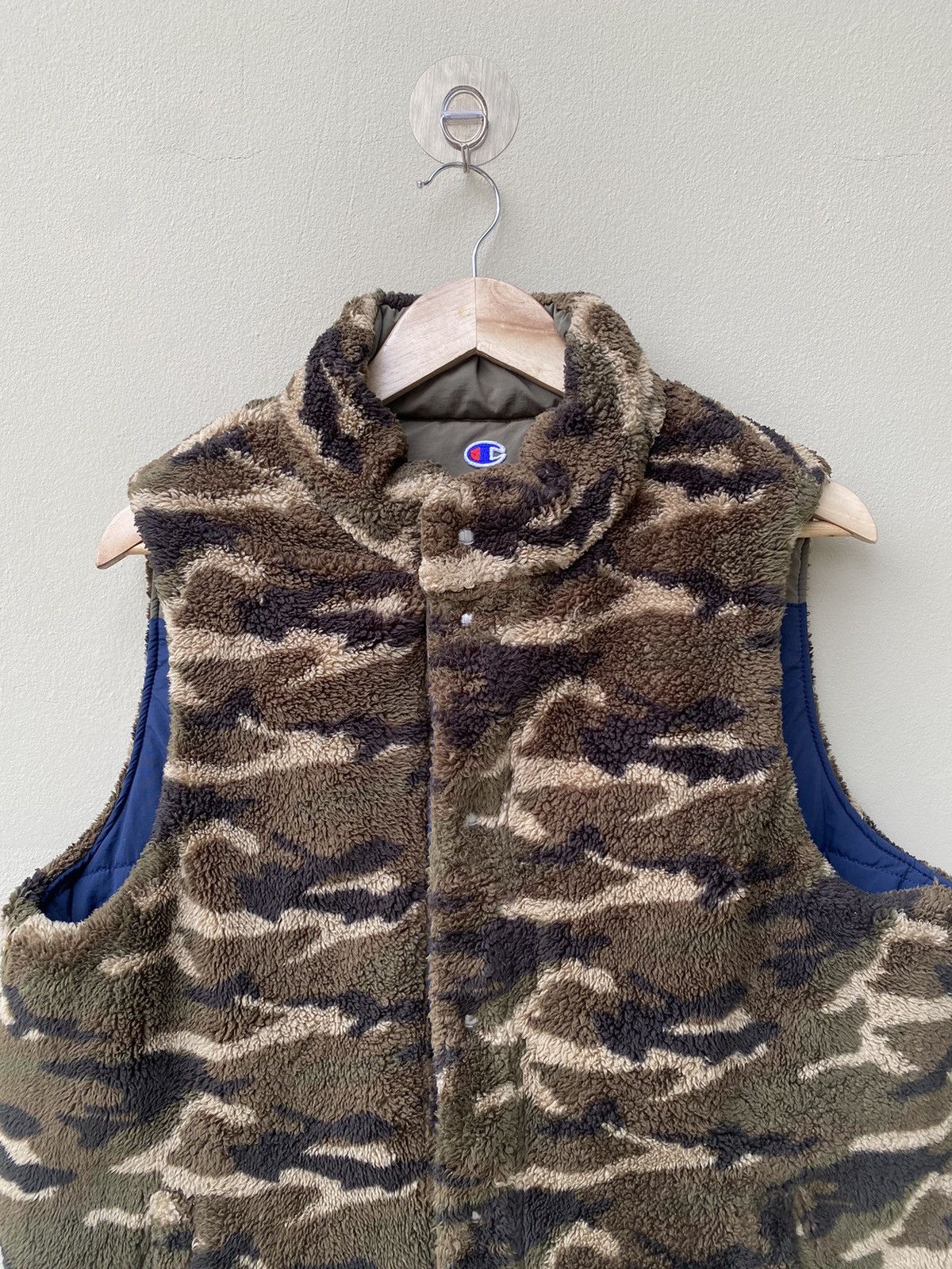 Champion × Vintage RARE CHAMPION REVERSIBLE CAMO VEST Size US L / EU 52-54 / 3 - 9 Thumbnail