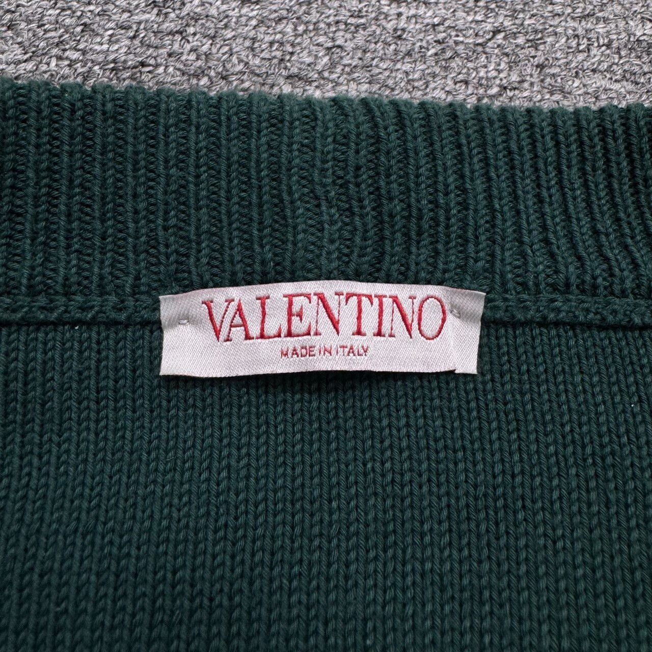 Valentino valentino embroidered logo v-neck long sleeve sweater. Size US L / EU 52-54 / 3 - 3 Thumbnail