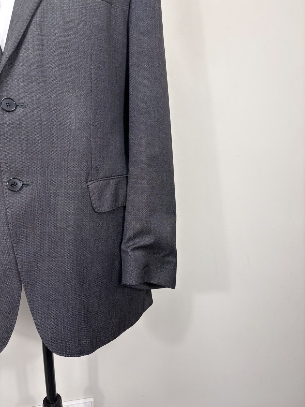 BENVENUTO. Benvenuto Fabrizio Men’s 2-Piece 4 Seasons Grey Wool Suit Size 42R - 4 Thumbnail