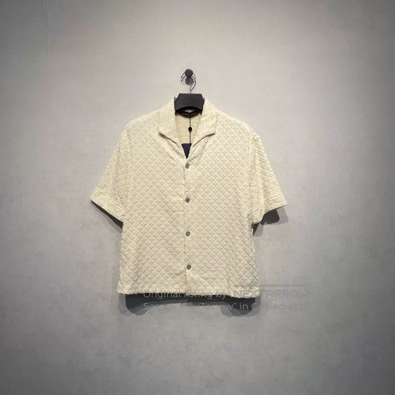 Louis Vuitton Louis Vuitton SS25 towel logo printed short sleeve shirt Size US M / EU 48-50 / 2 - 1 Thumbnail