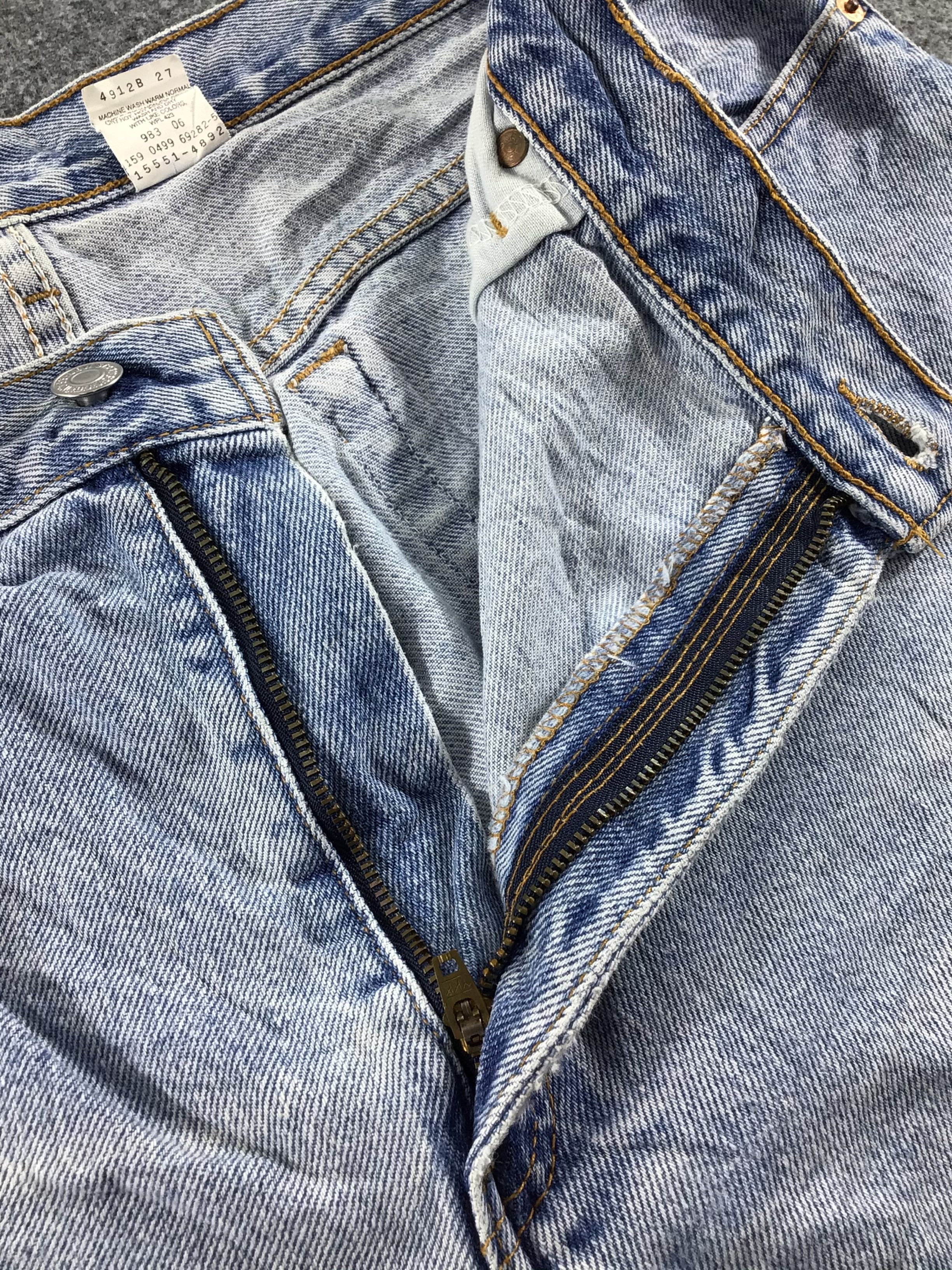 Levi's Vintage Levis 550 Jeans Faded Blue Denim -J580 Size US 34 / EU 50 - 7 Thumbnail