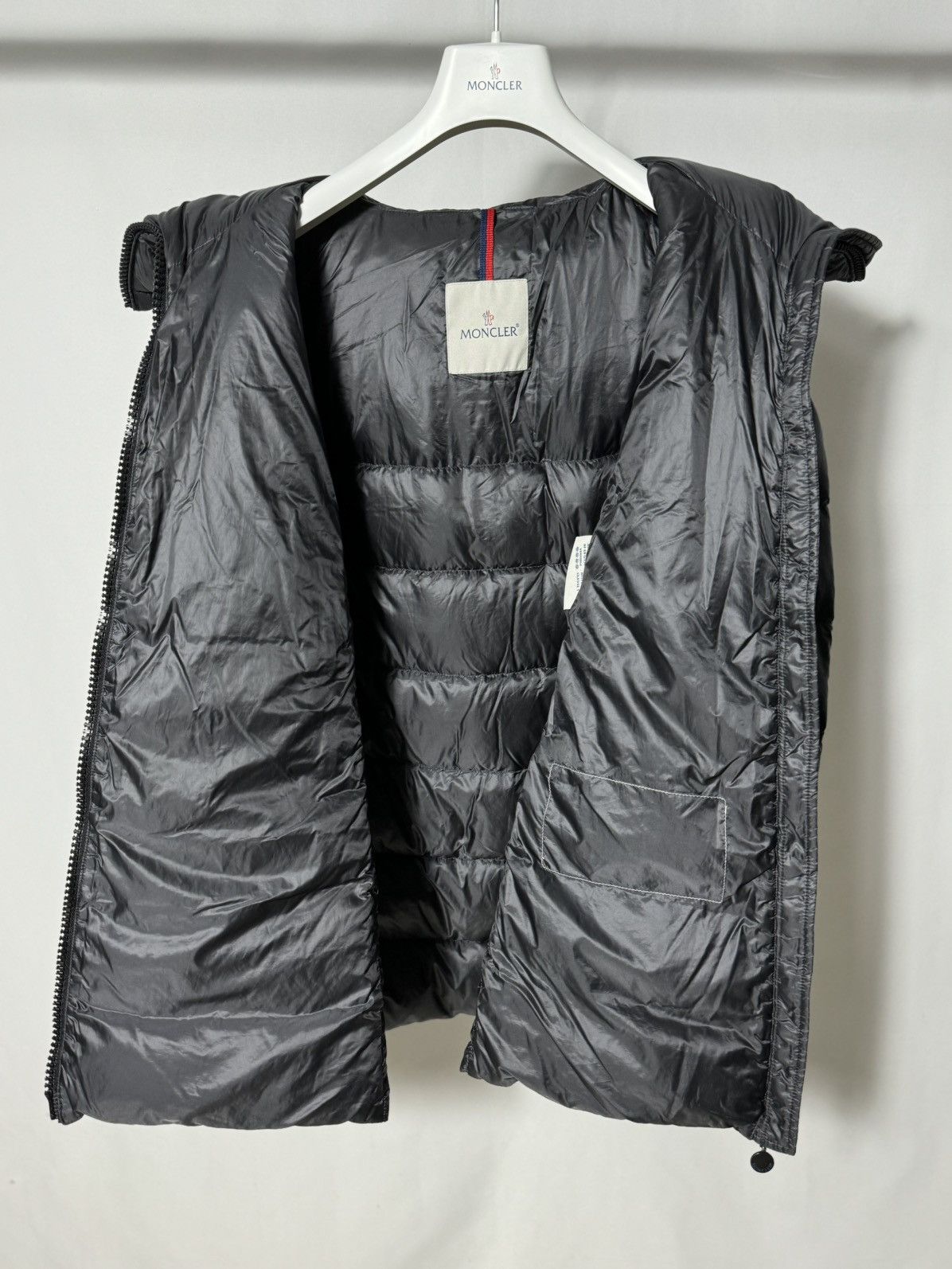 Moncler Moncler Ladies Torcy Jacket Size S / US 4 / IT 40 - 5 Thumbnail