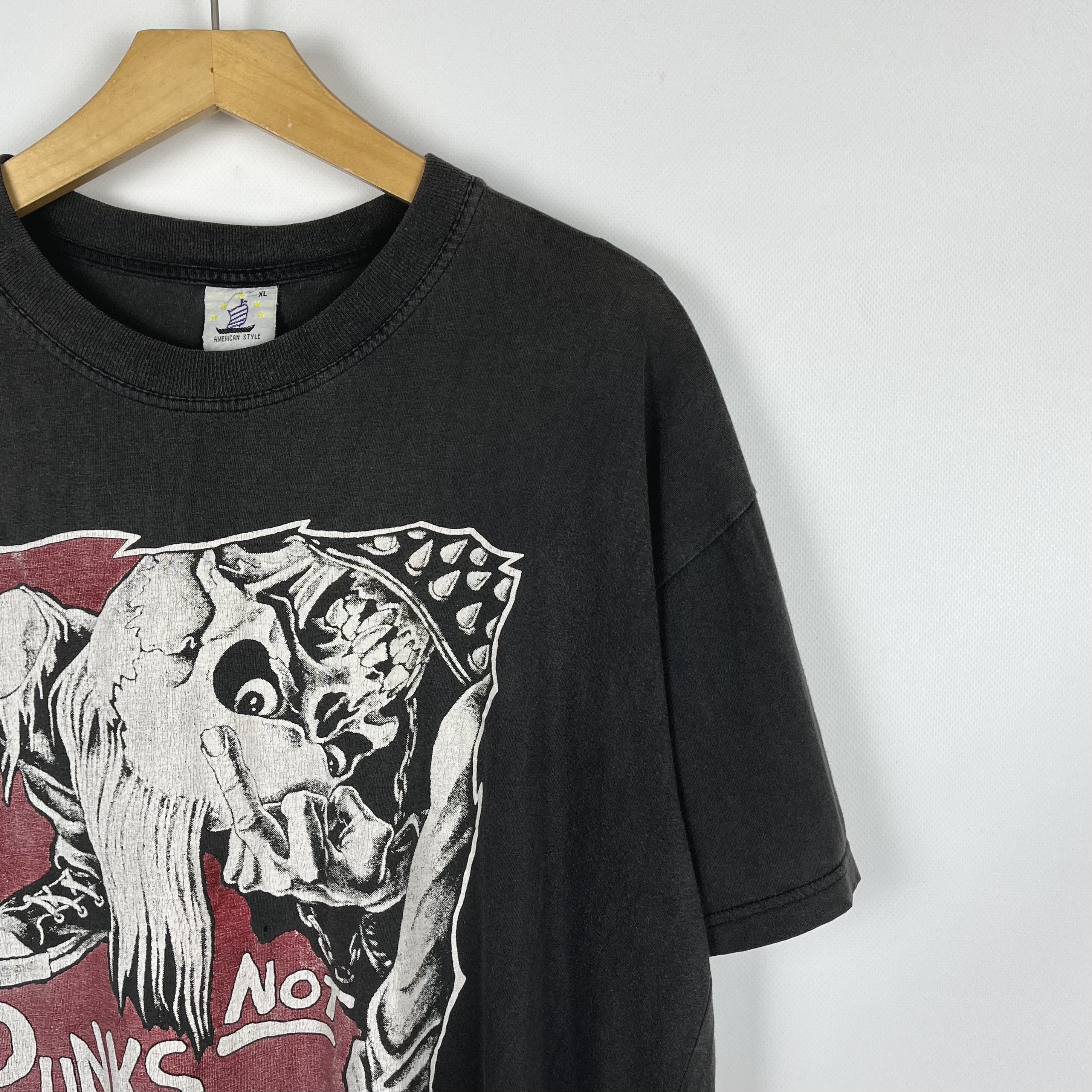 Vintage Vintage Punks Not Dead Graphic T Shirt 90’s Size US XL / EU 56 / 4 - 2 Thumbnail