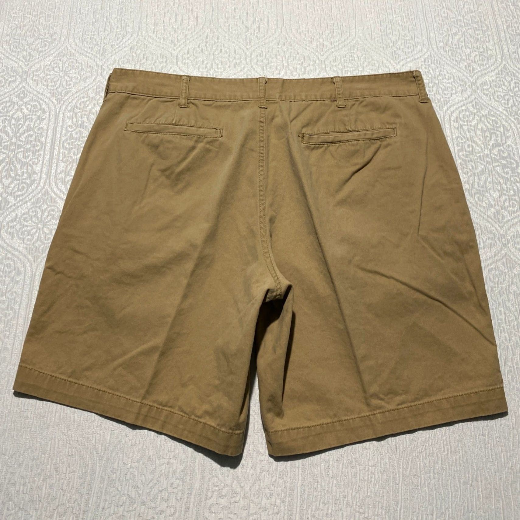 Vintage St. John's Bay Chino Shorts Shirt? Size US 38 / EU 54 - 2 Thumbnail