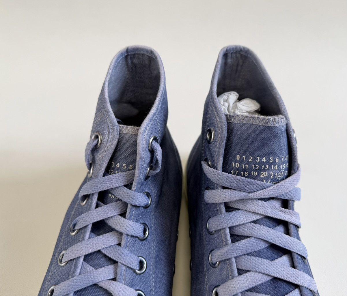 Maison Margiela Sample Blue Tie Dye Canvas Tabi Sneakers Size US 11 / EU 44 - 7 Thumbnail