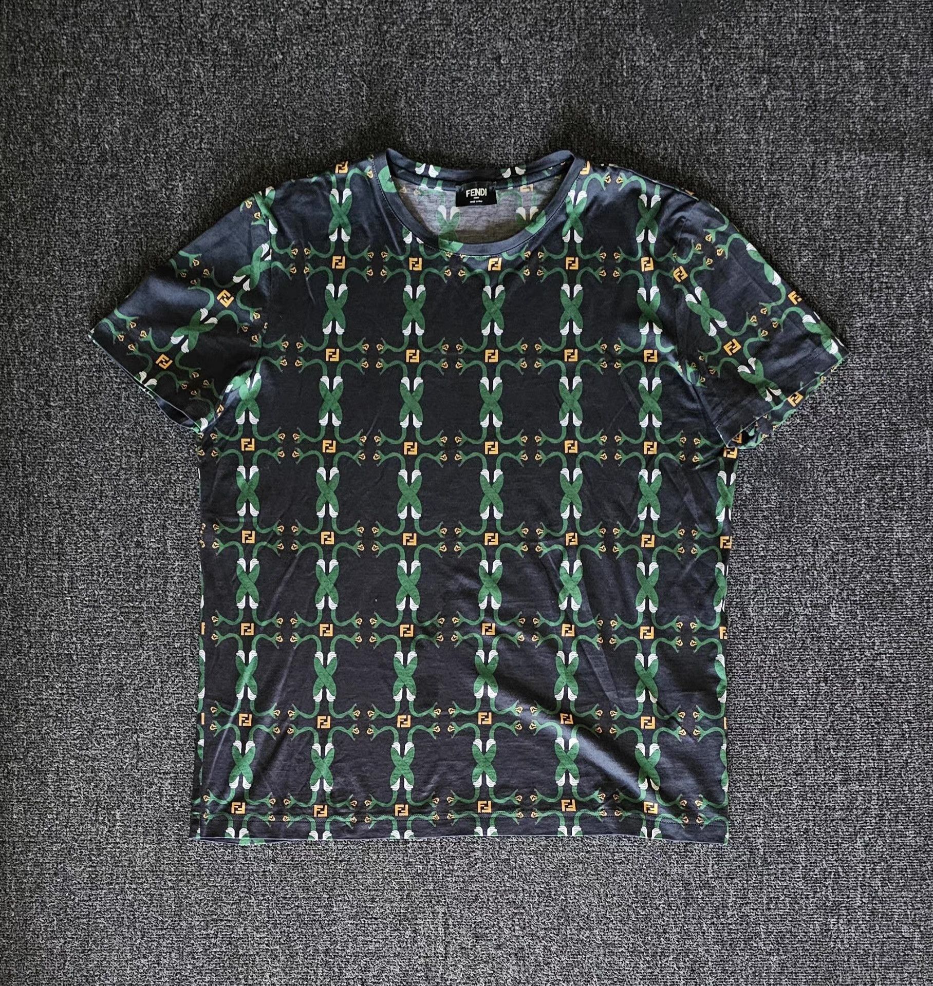 Fendi Fendi T-shirt Size US L / EU 52-54 / 3 - 1 Thumbnail