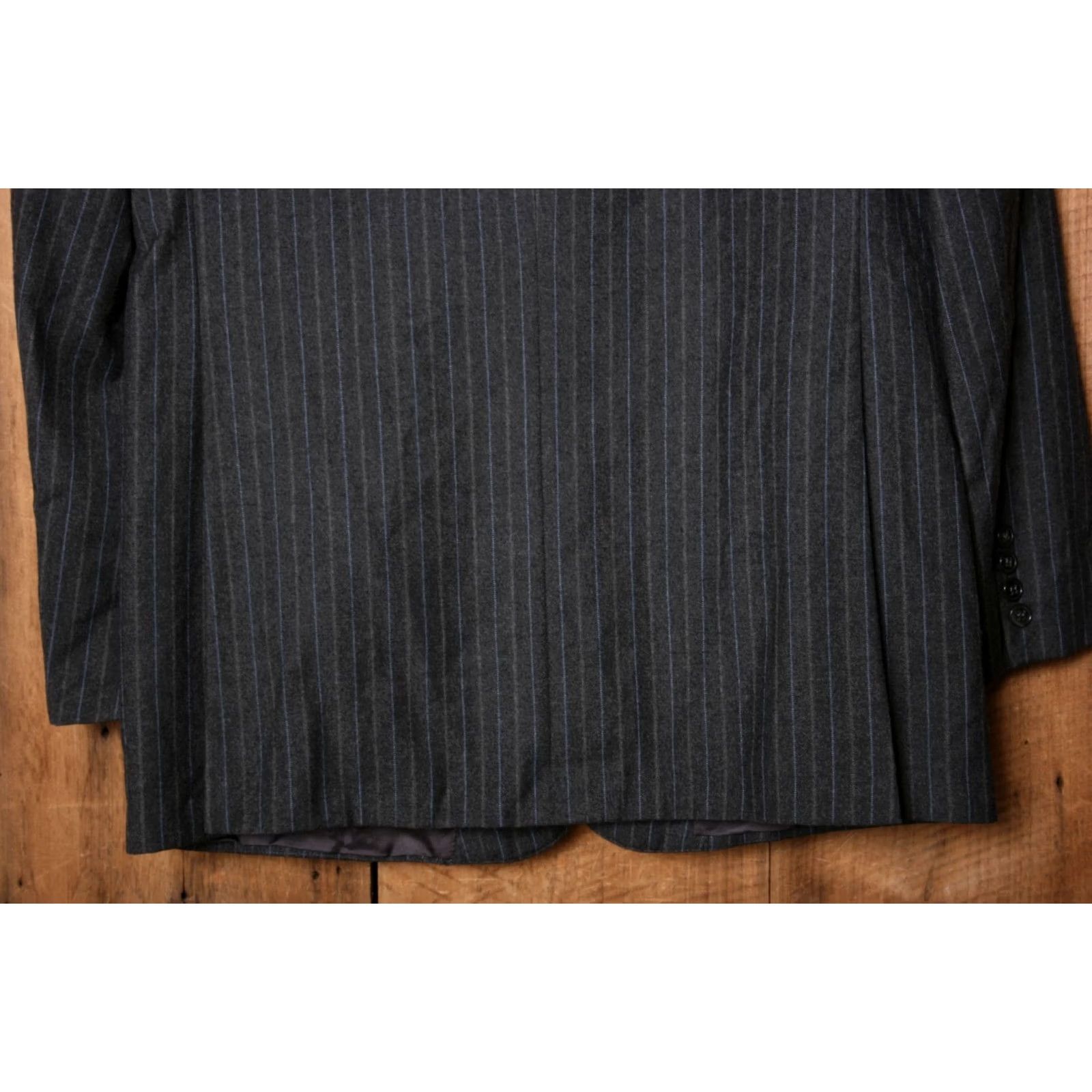 Vintage HIELD BROTHERS Gray & Blue Pinstriped Sport Coat Sz. 42L Men Shirt Jacket Coat Three Button 3 Button Long Double-Vented Size US XS / EU 42 / 0 - 6 Thumbnail